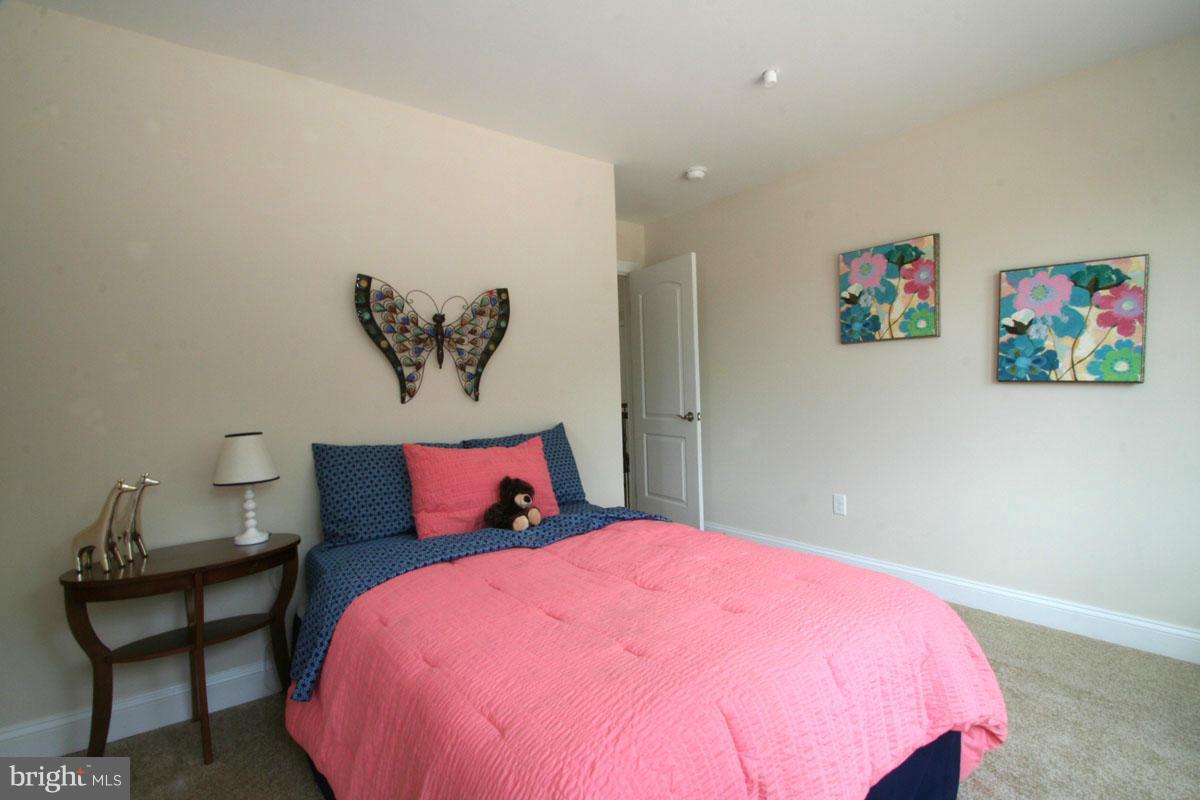 RITA'S RESERVE - Residential