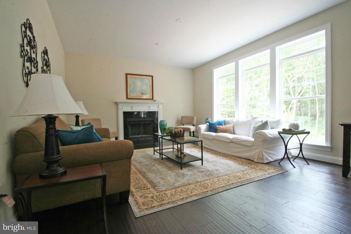 RITA'S RESERVE - Residential