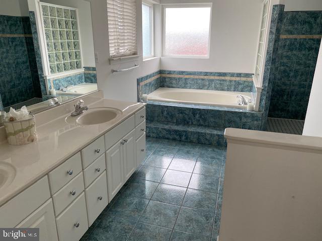 CAINE KEYS II - Residential