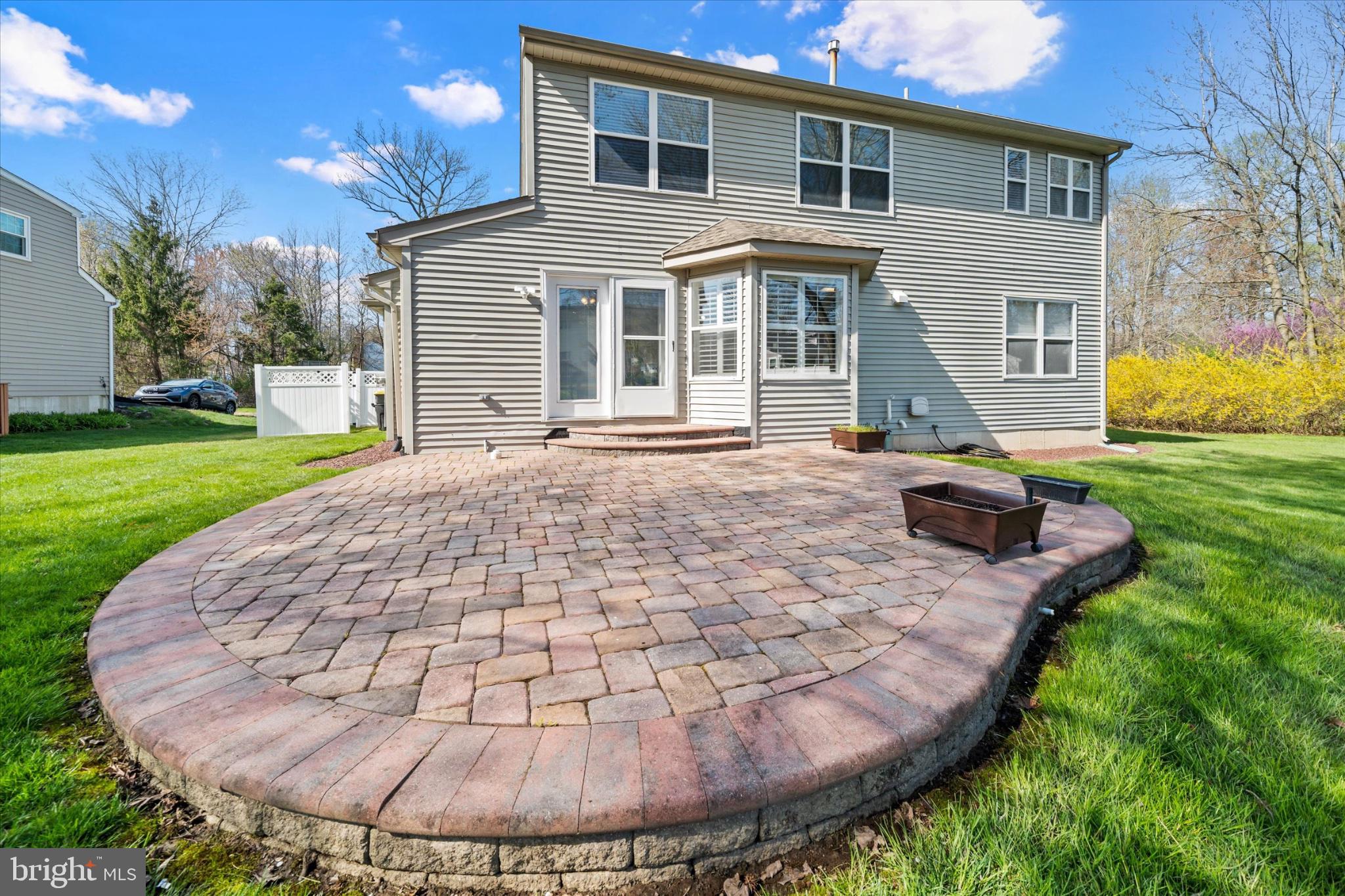 BEAU TREE - Residential