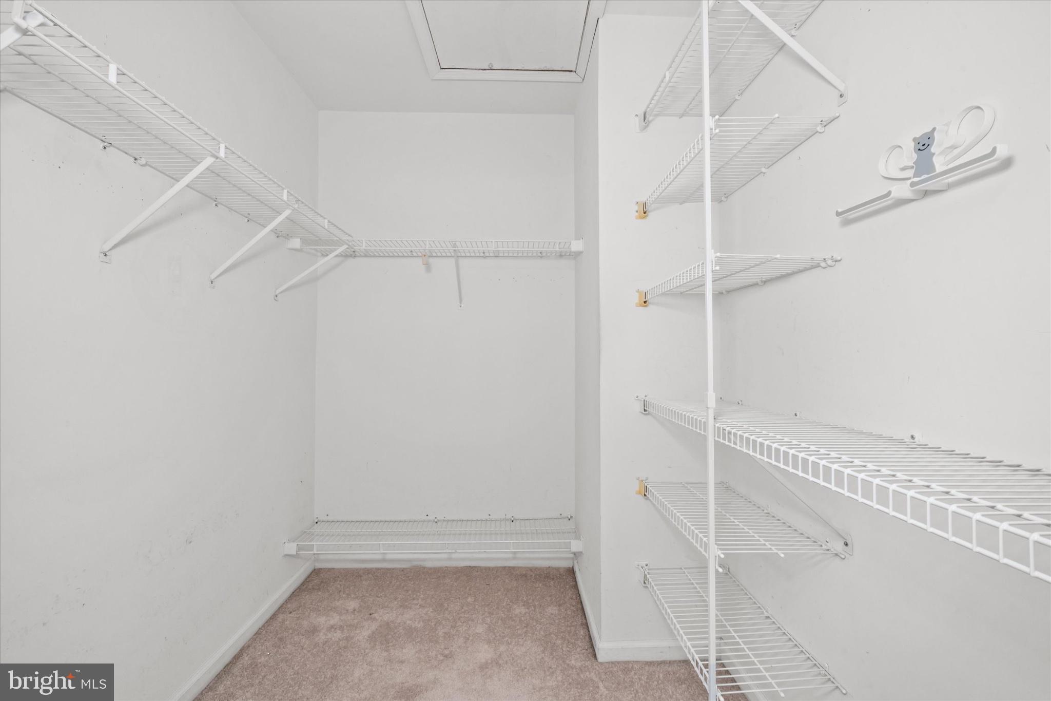 BEAU TREE - Residential