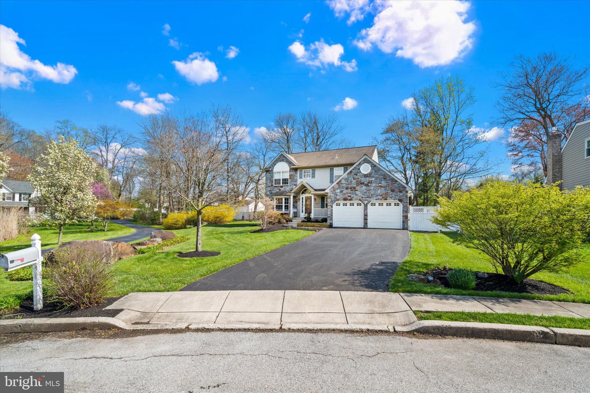 BEAU TREE - Residential