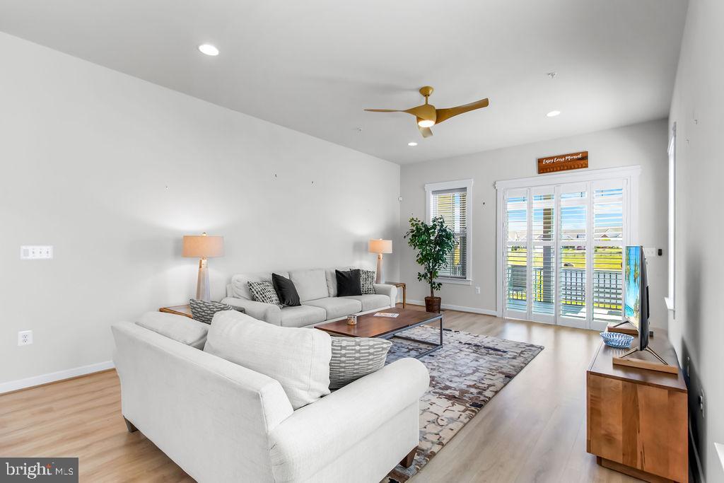 TWO RIVERS - Residential