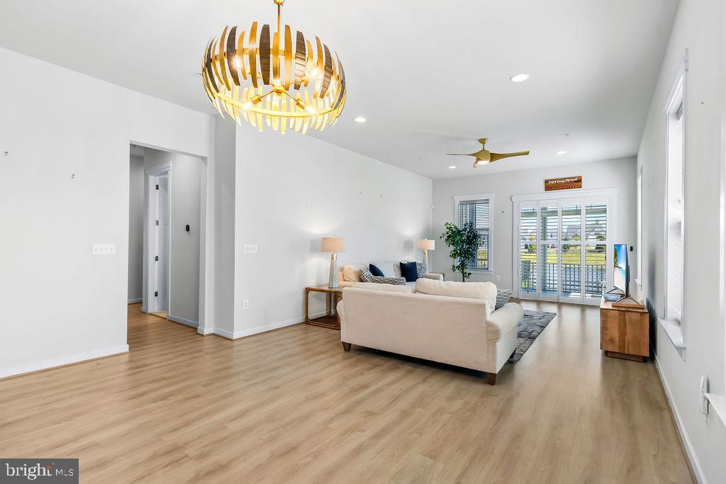 TWO RIVERS - Residential