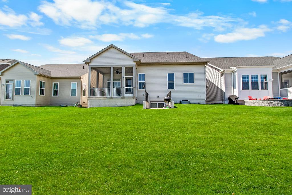 TWO RIVERS - Residential
