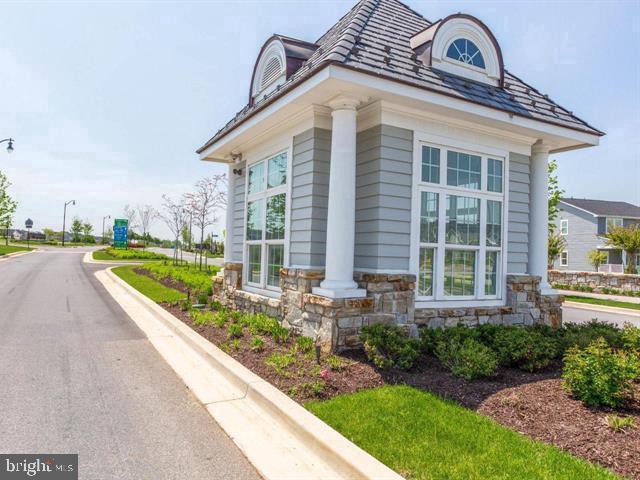 TWO RIVERS - Residential