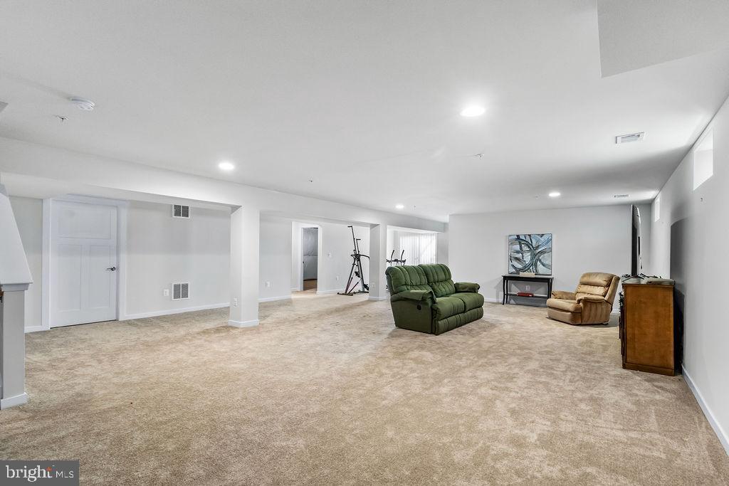 TWO RIVERS - Residential