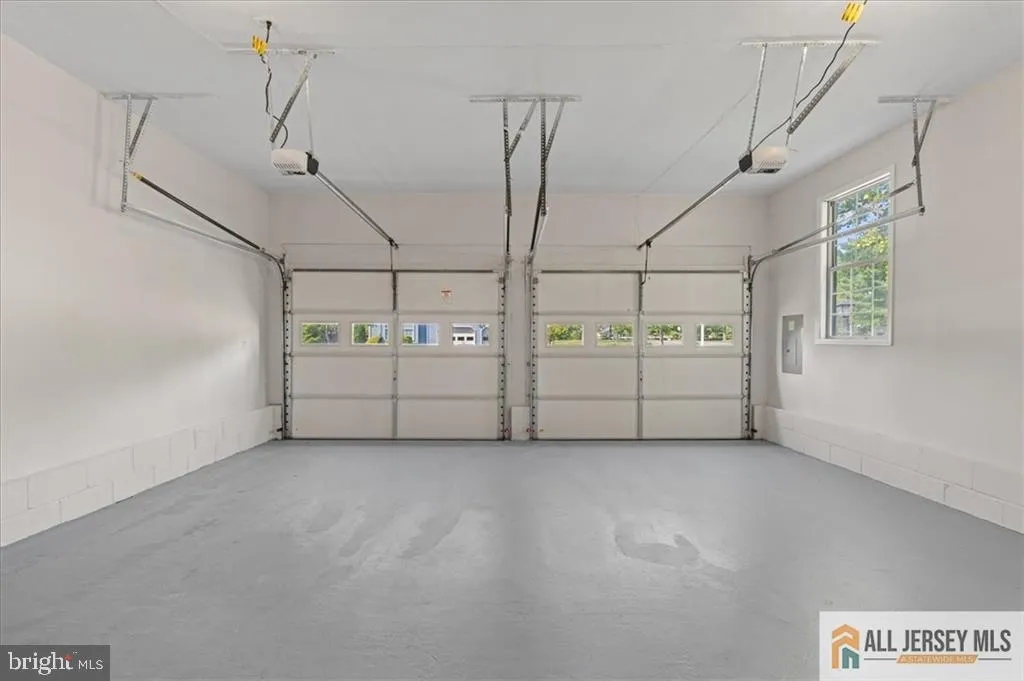 Monroe Township, New Jersey 08831, United States, 2 Bedrooms Bedrooms, ,2 BathroomsBathrooms,Residential,Active,223475