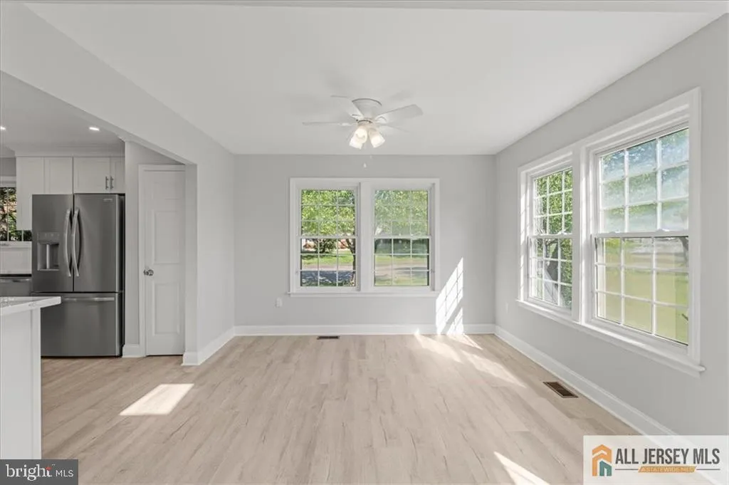 Monroe Township, New Jersey 08831, United States, 2 Bedrooms Bedrooms, ,2 BathroomsBathrooms,Residential,Active,223475