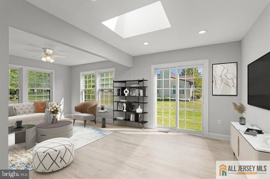 Monroe Township, New Jersey 08831, United States, 2 Bedrooms Bedrooms, ,2 BathroomsBathrooms,Residential,Active,223475