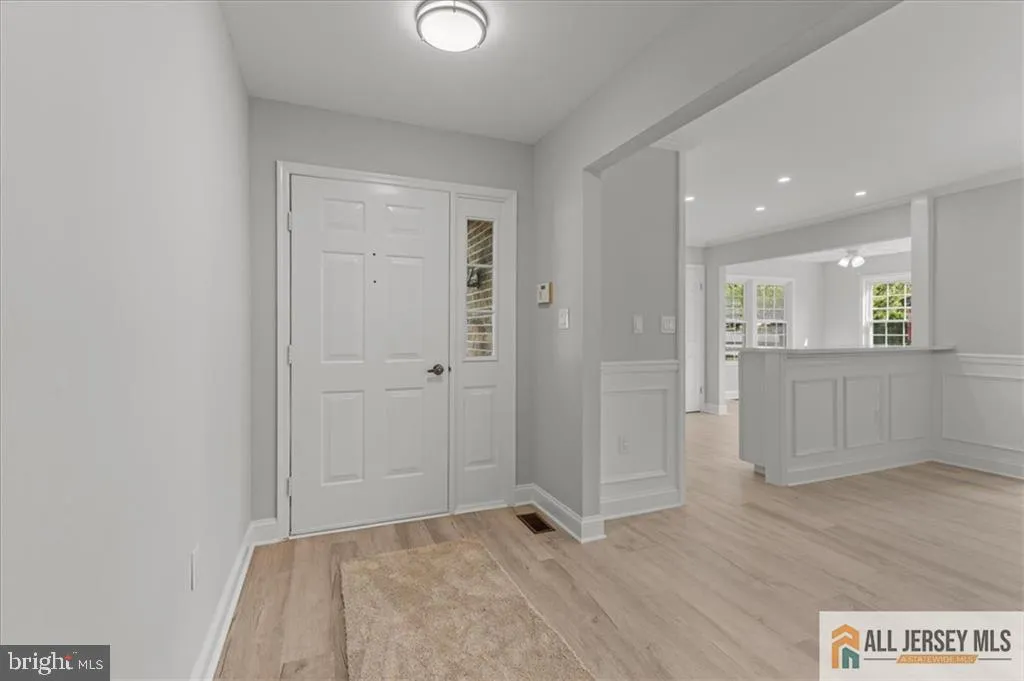 Monroe Township, New Jersey 08831, United States, 2 Bedrooms Bedrooms, ,2 BathroomsBathrooms,Residential,Active,223475