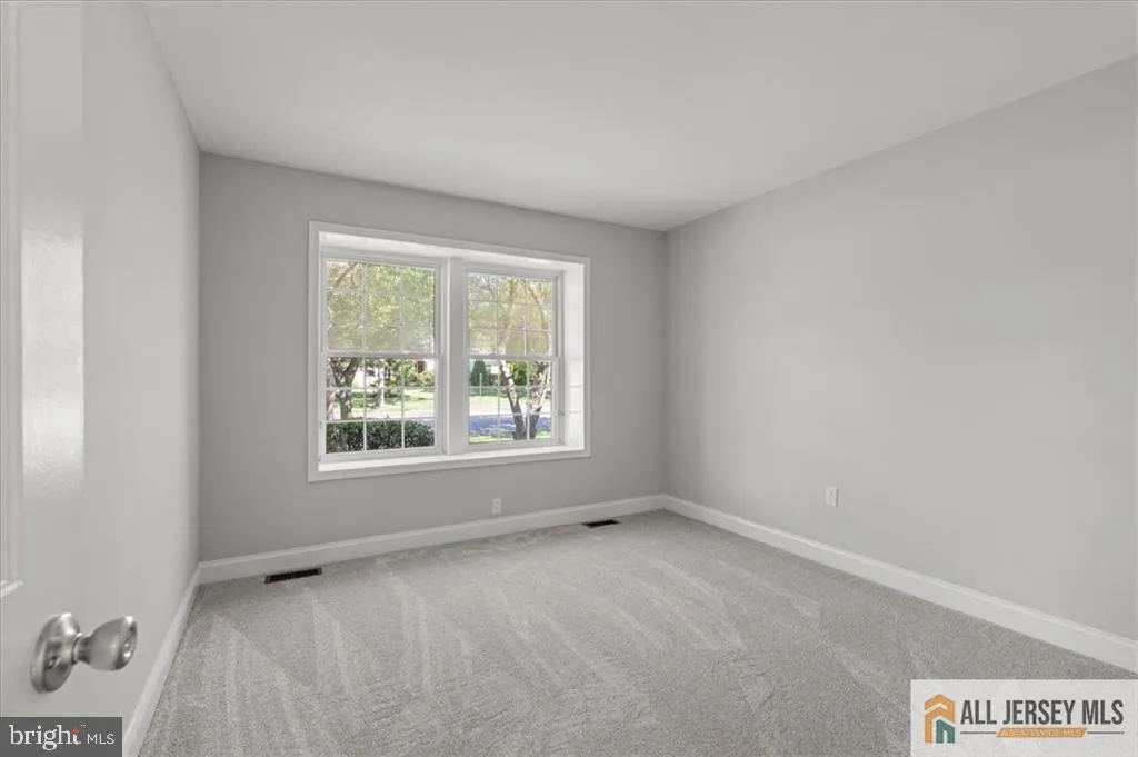 Monroe Township, New Jersey 08831, United States, 2 Bedrooms Bedrooms, ,2 BathroomsBathrooms,Residential,Active,223475