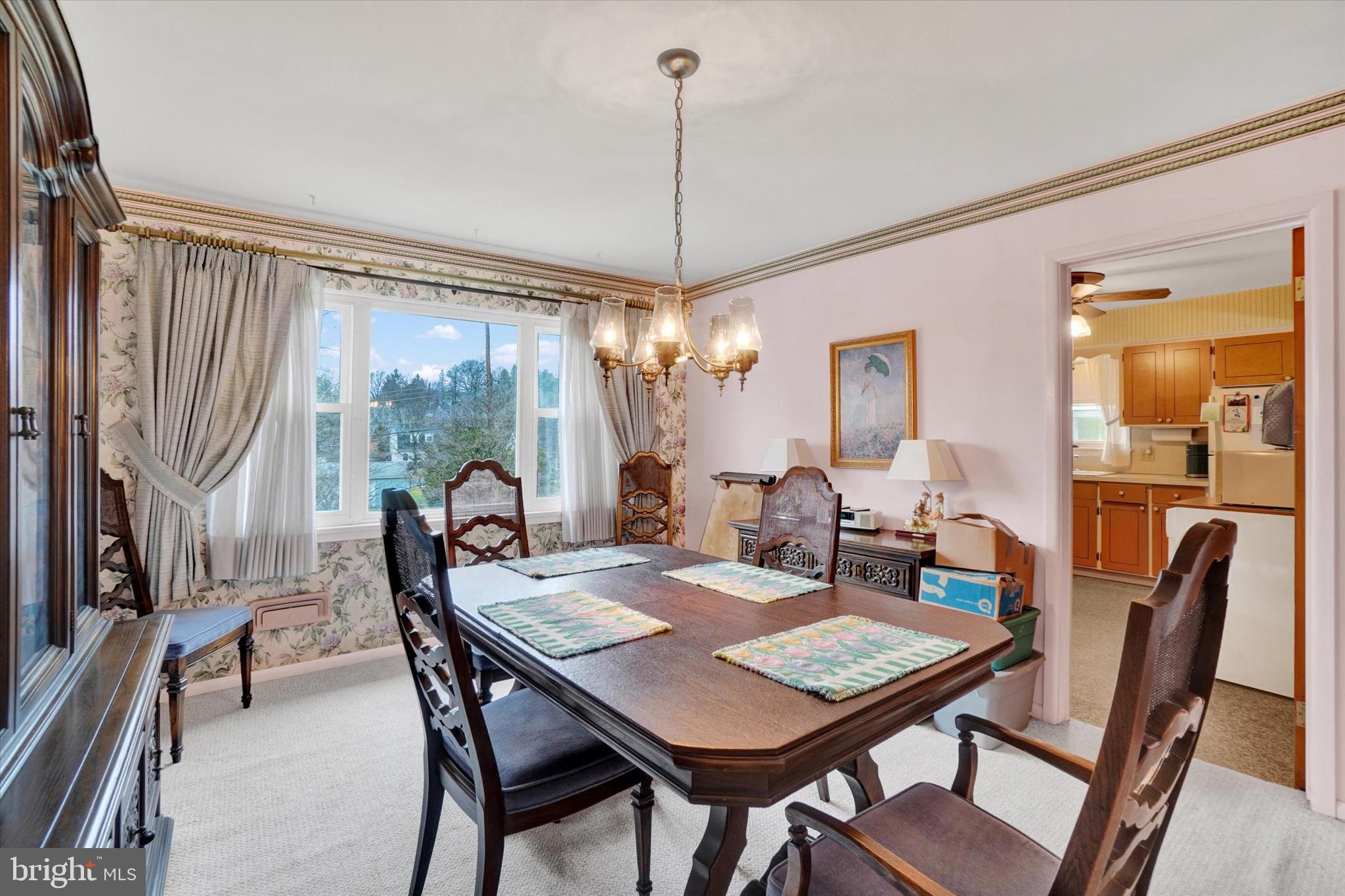 RED LION - Residential