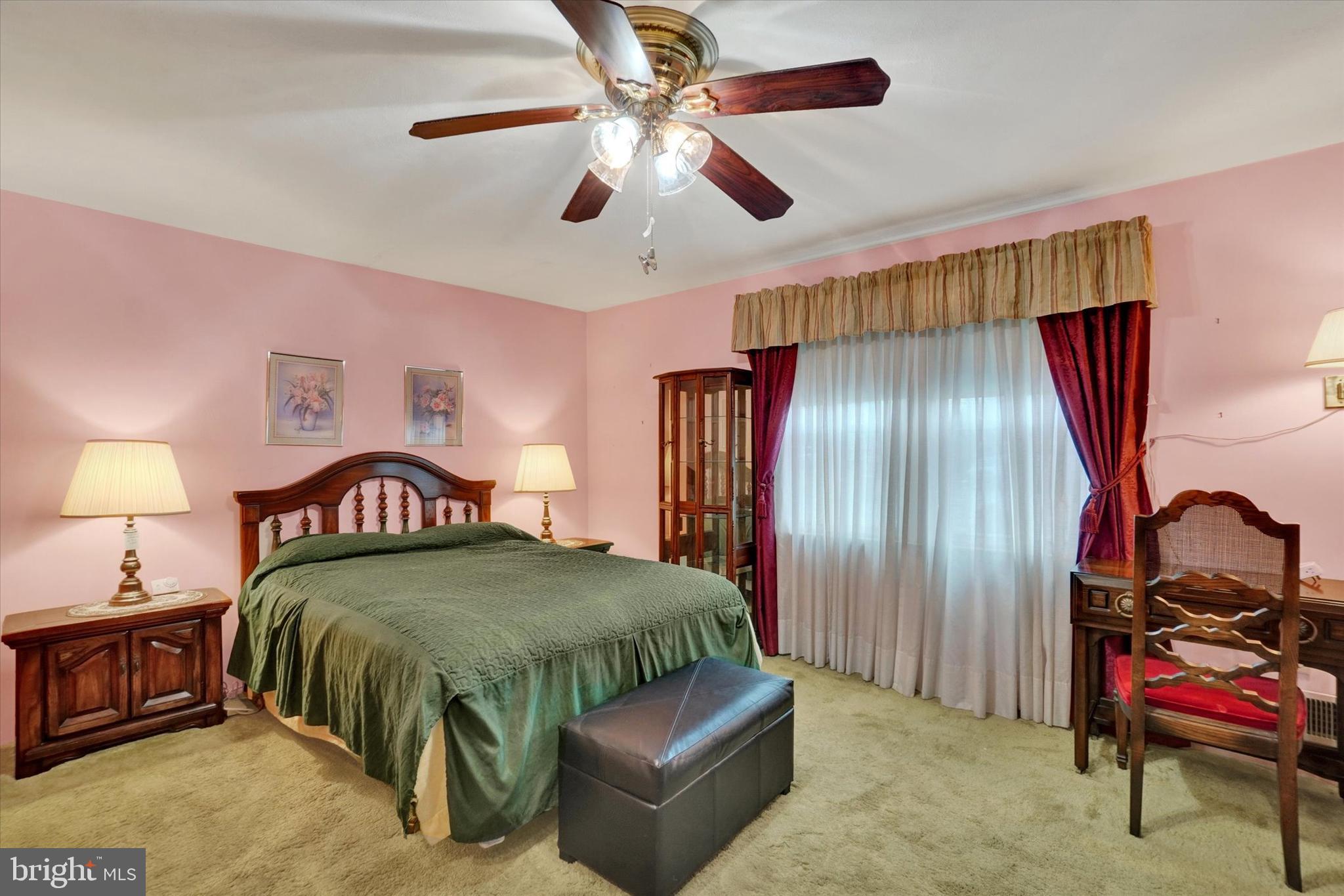 RED LION - Residential