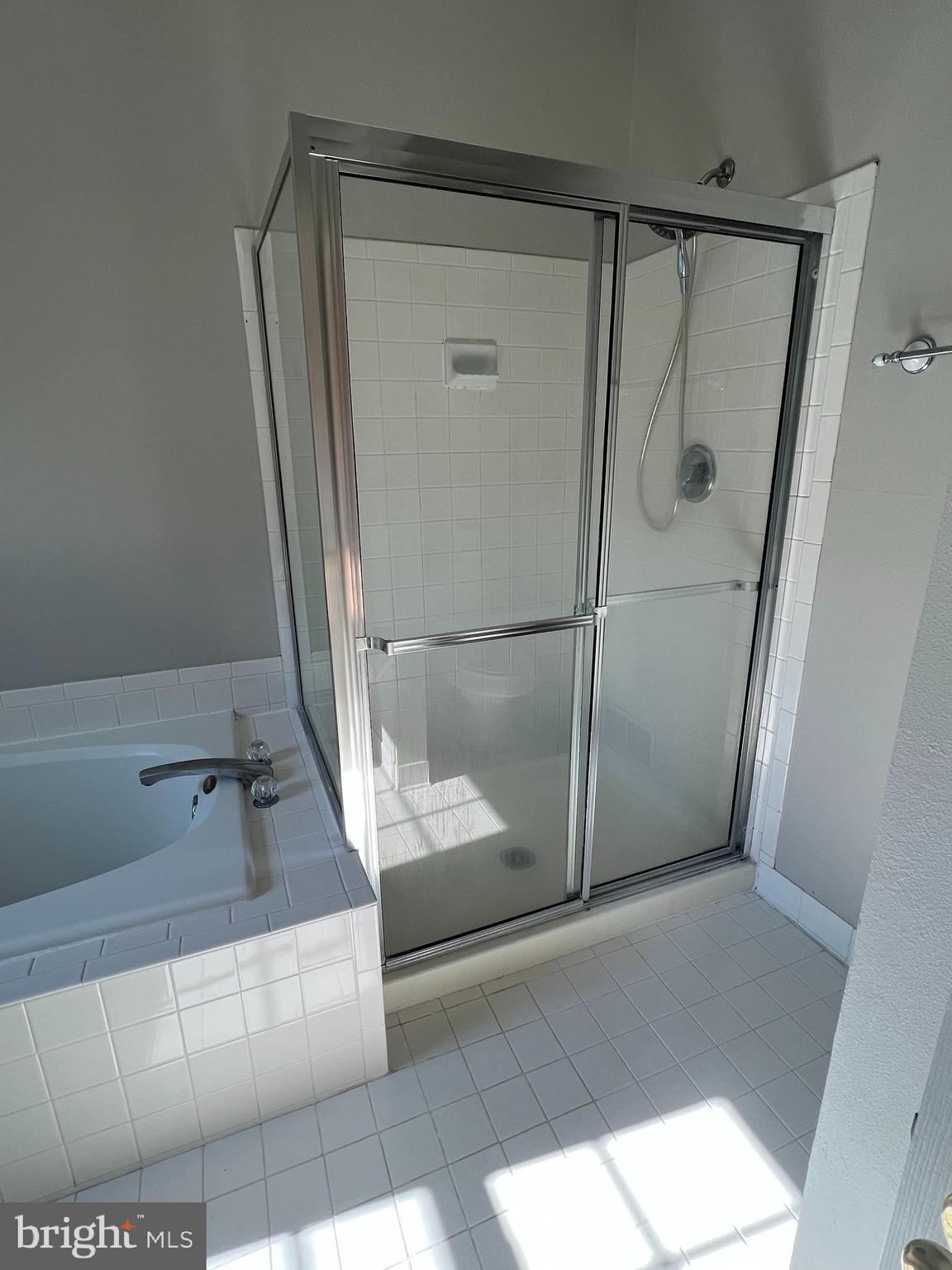 LIFESTYLE AT SULLY STATION - Residential