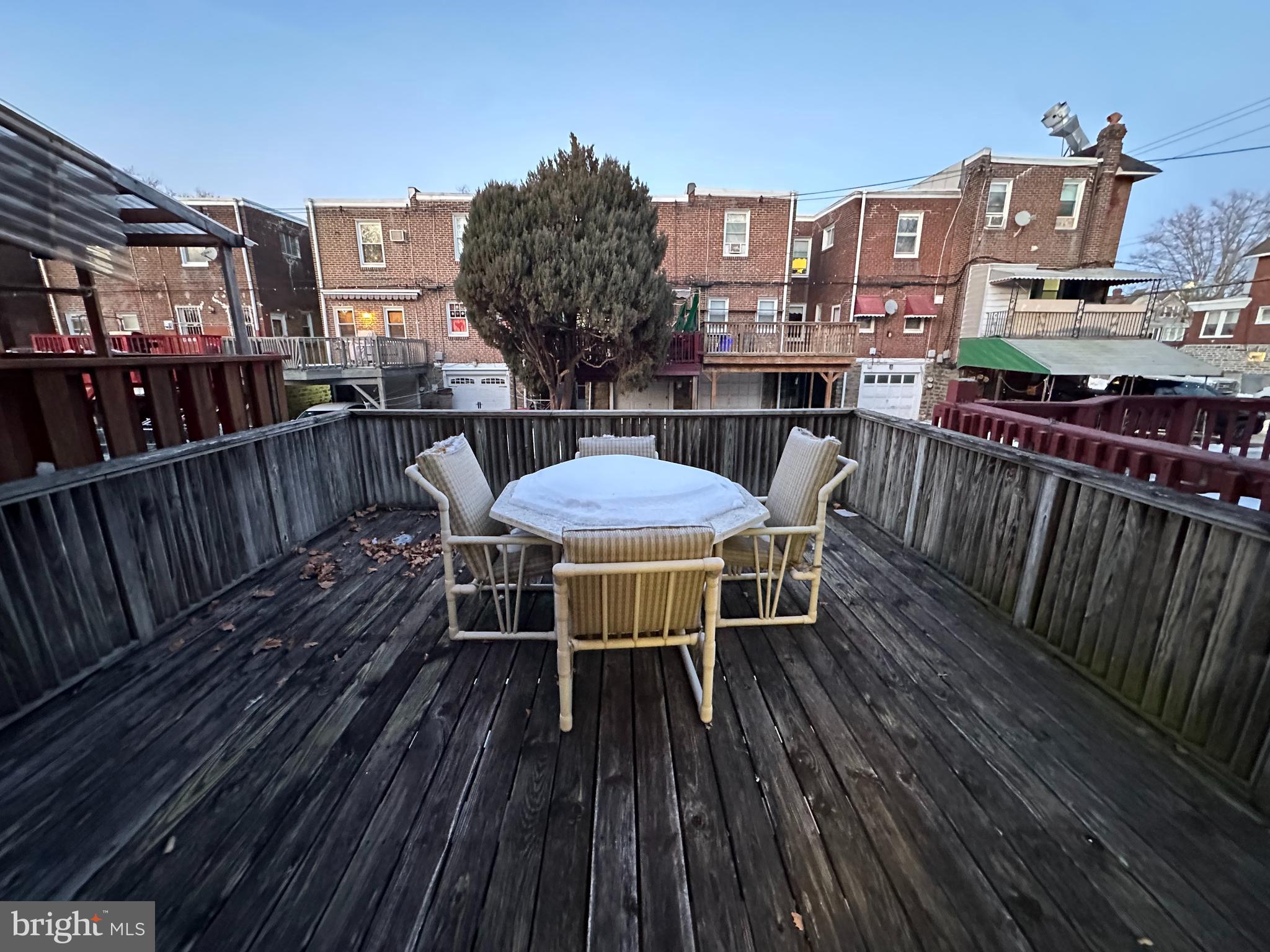 MAYFAIR (WEST) - Residential