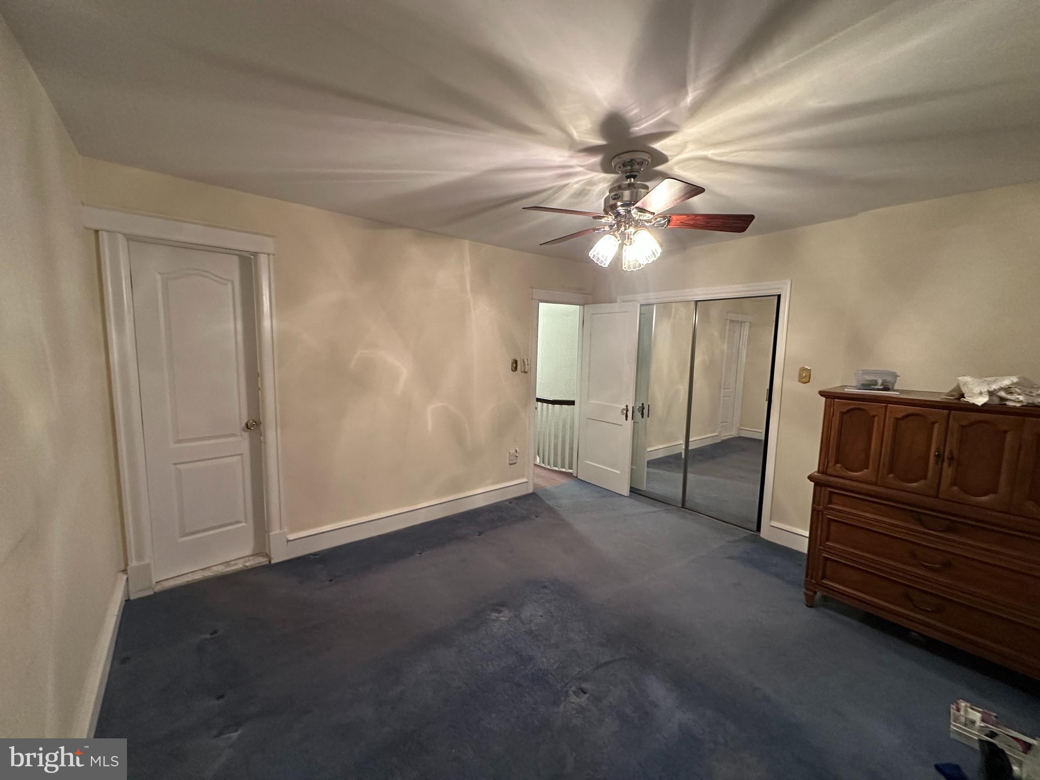 MAYFAIR (WEST) - Residential