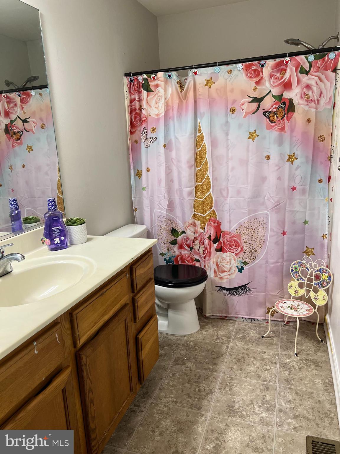 LAKE LAND - Residential