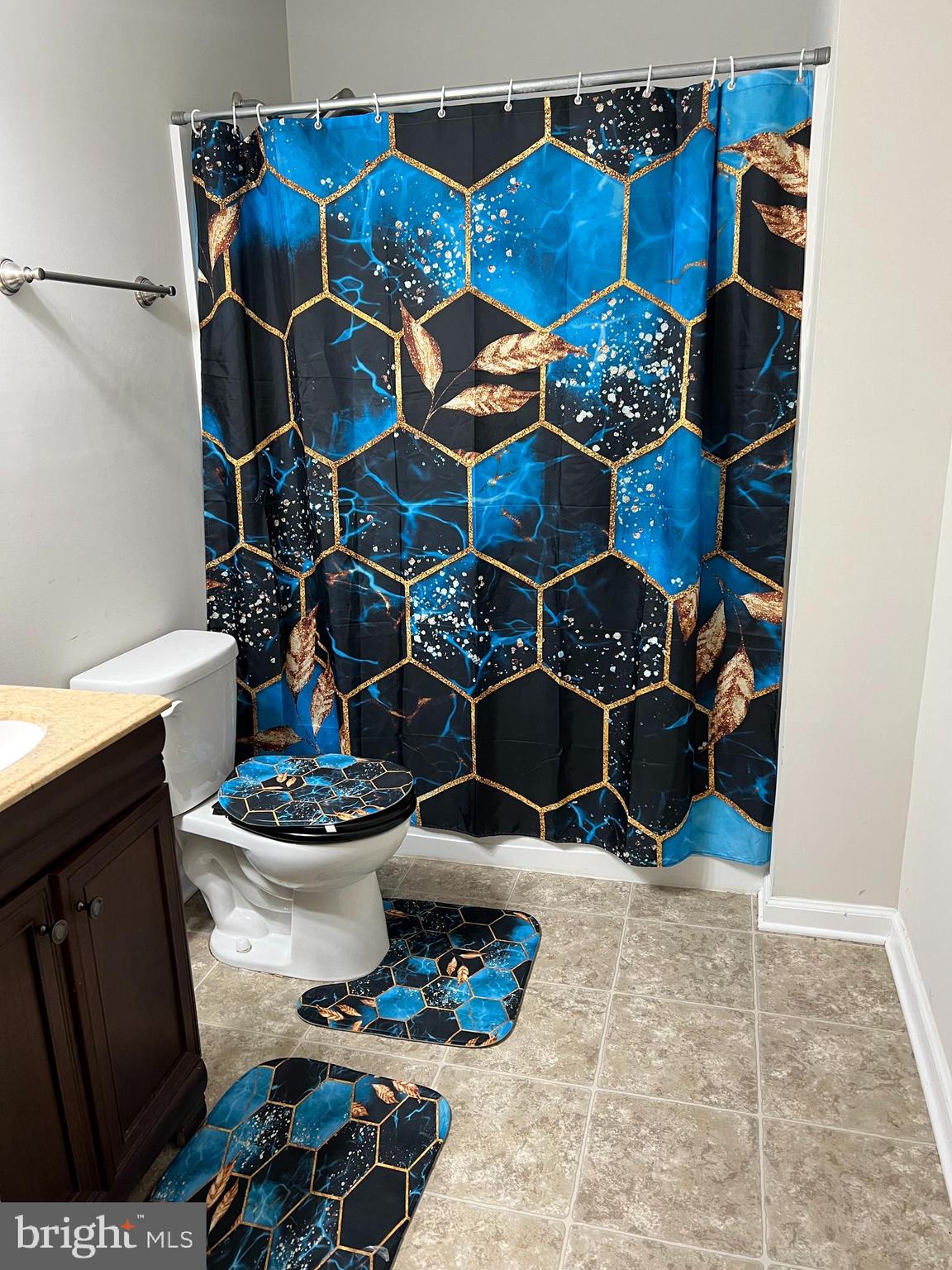 LAKE LAND - Residential