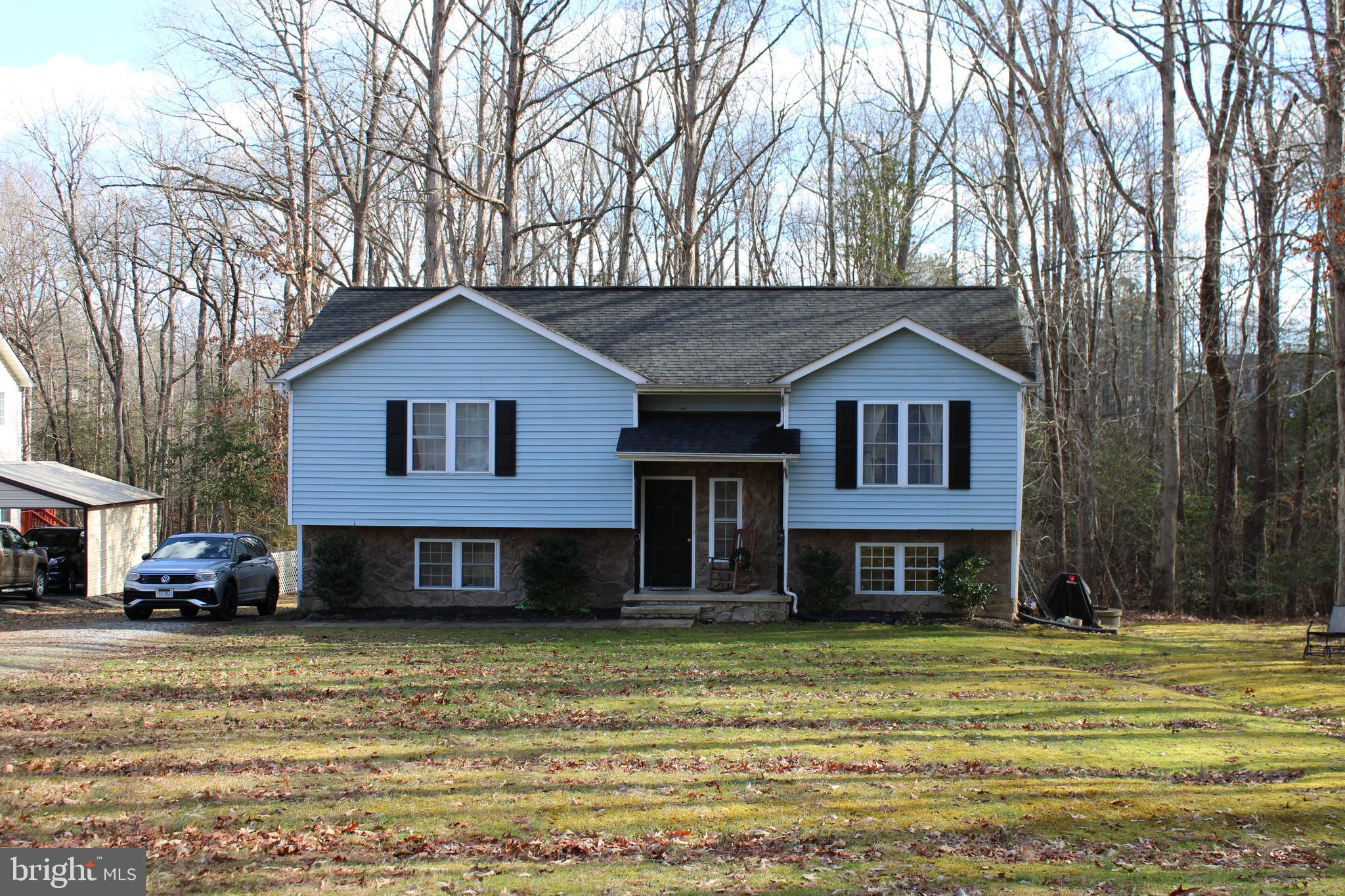 LAKE LAND - Residential