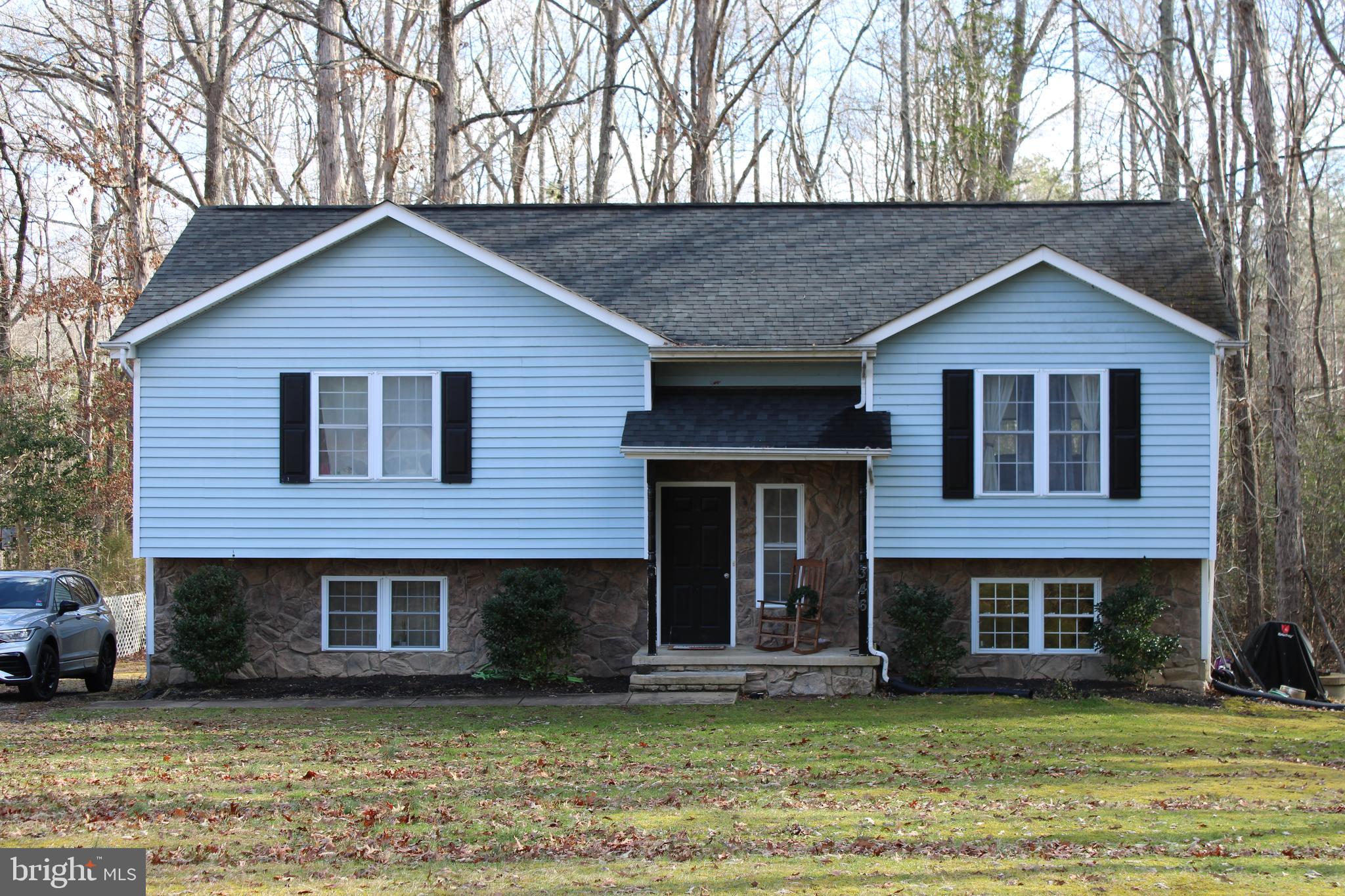 LAKE LAND - Residential