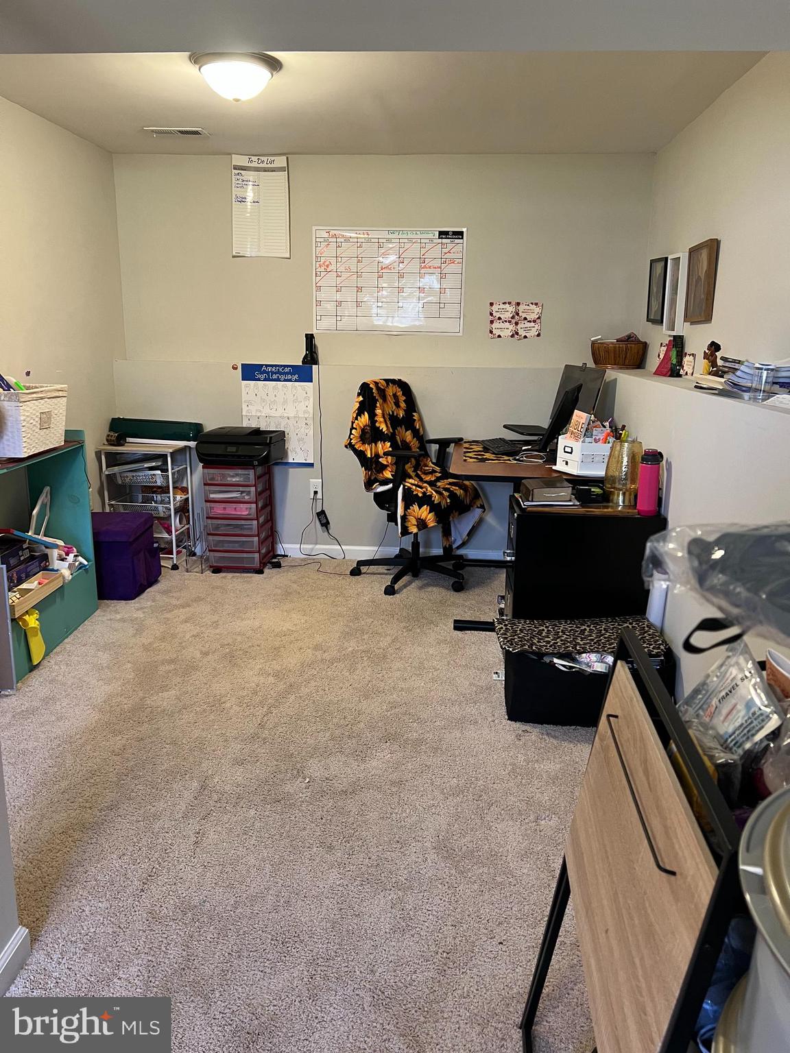 LAKE LAND - Residential