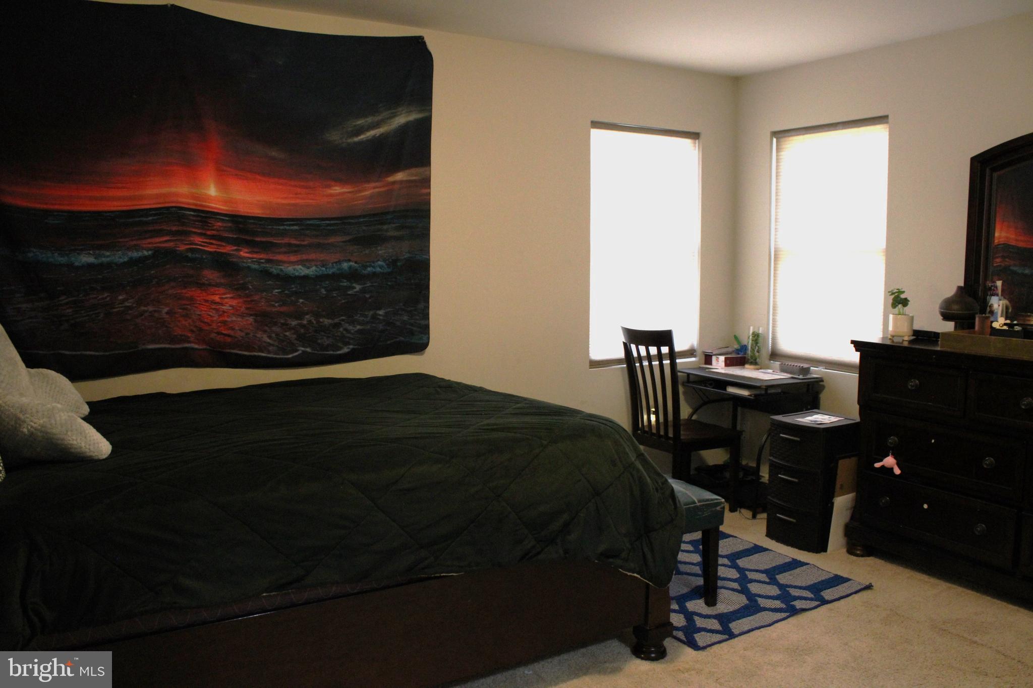 LAKE LAND - Residential