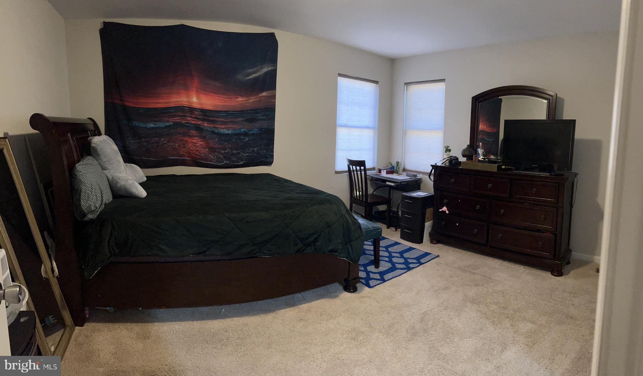 LAKE LAND - Residential