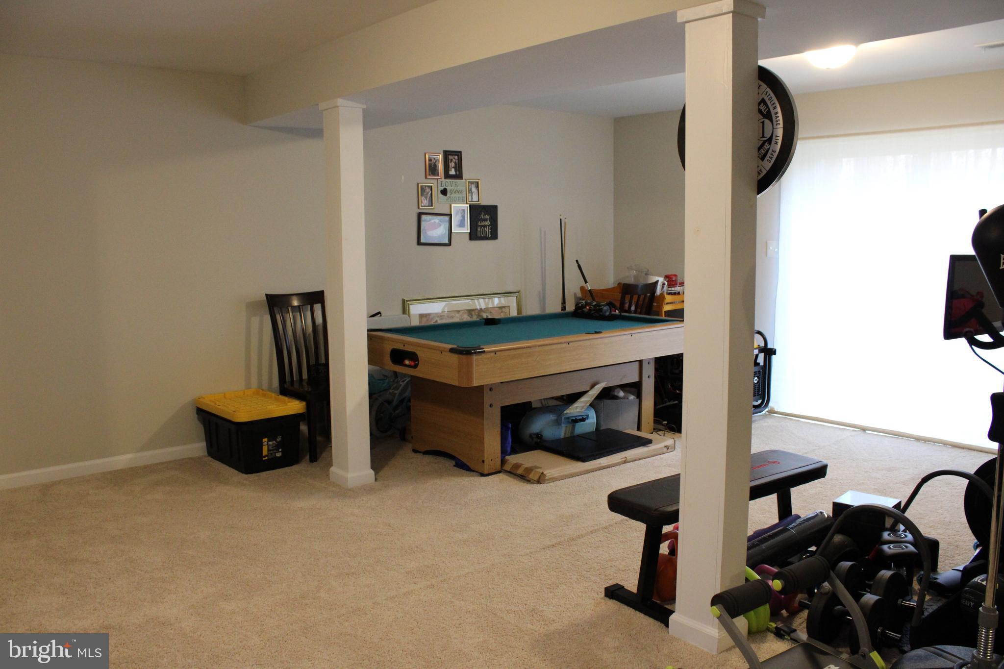 LAKE LAND - Residential