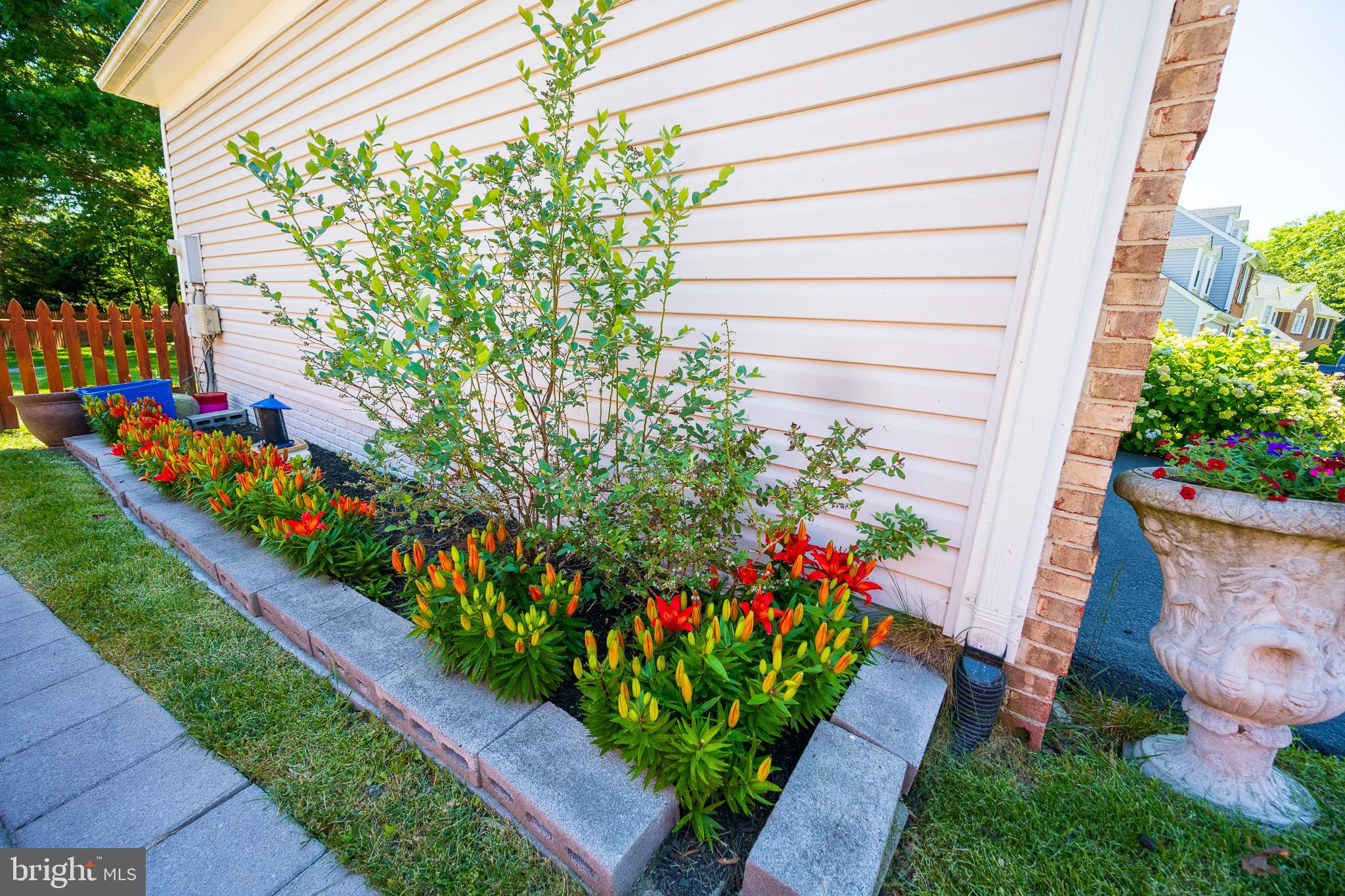 AUTUMN GLEN - Residential