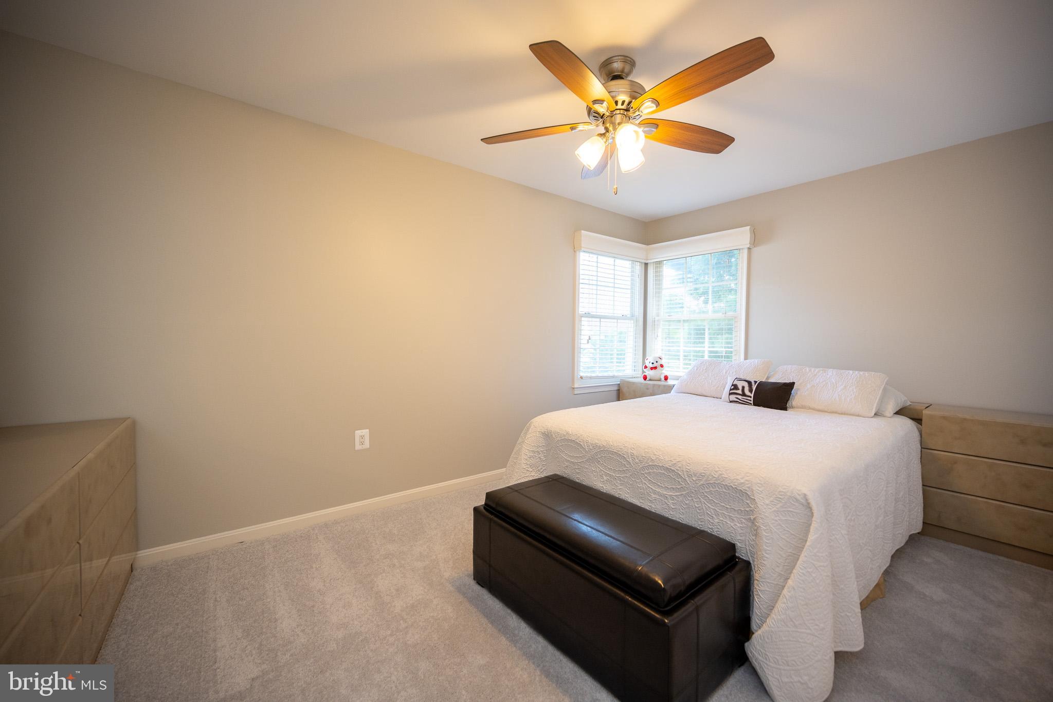 AUTUMN GLEN - Residential