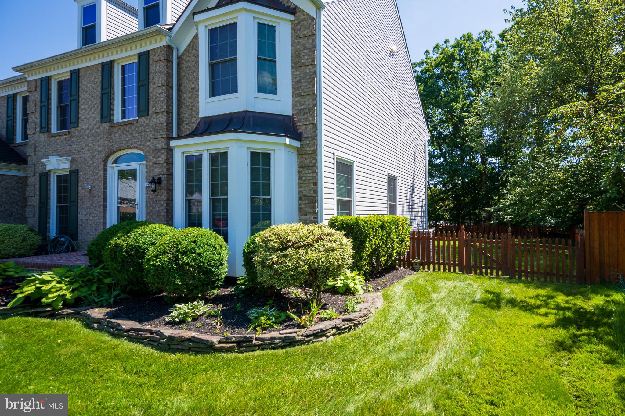 AUTUMN GLEN - Residential