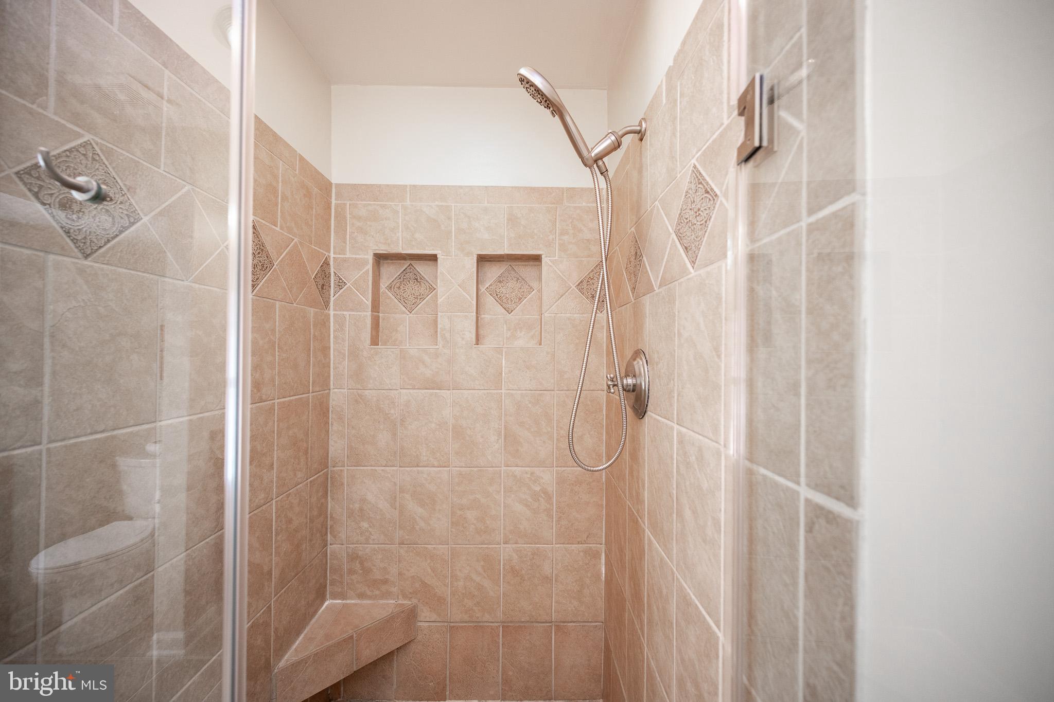 AUTUMN GLEN - Residential