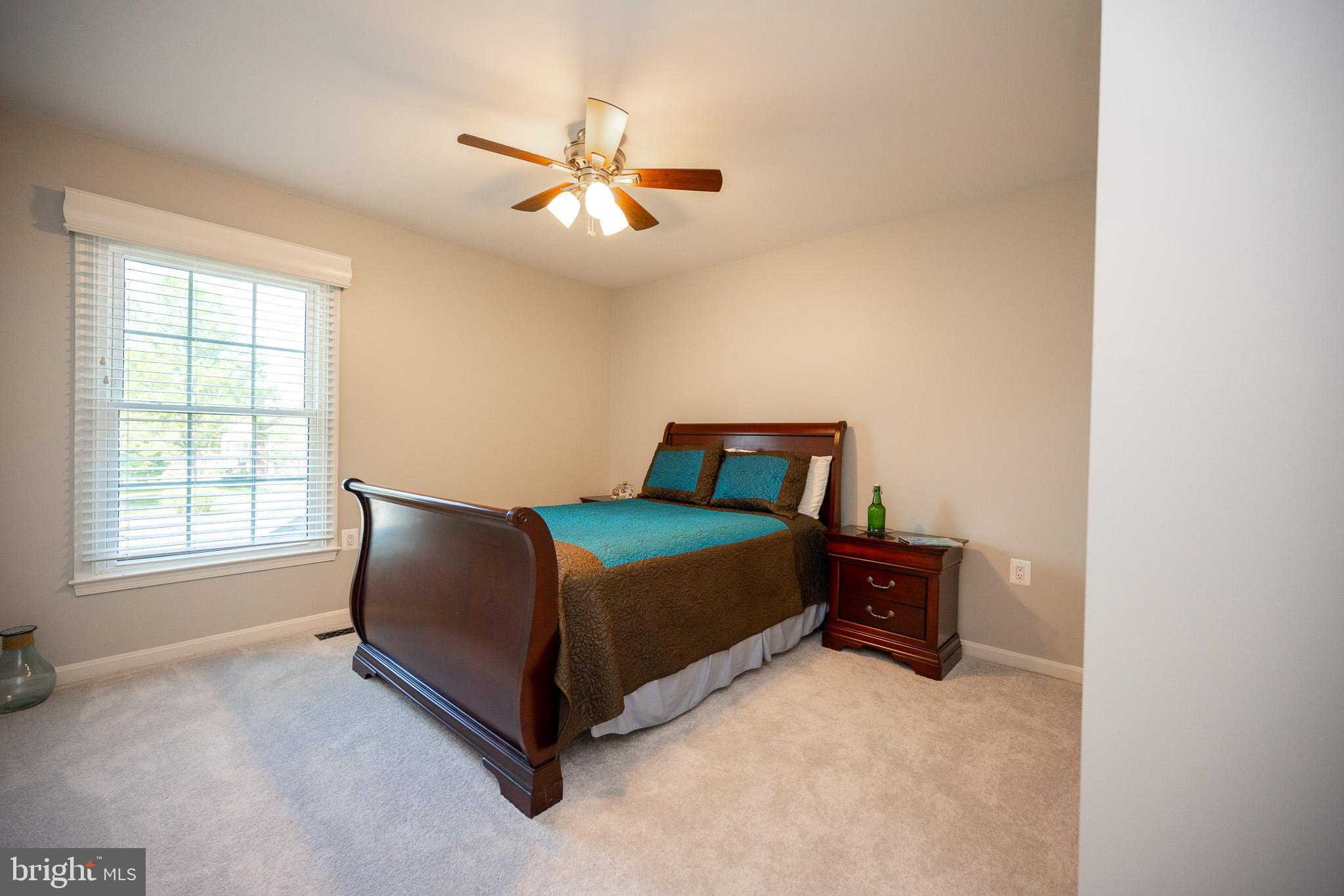 AUTUMN GLEN - Residential