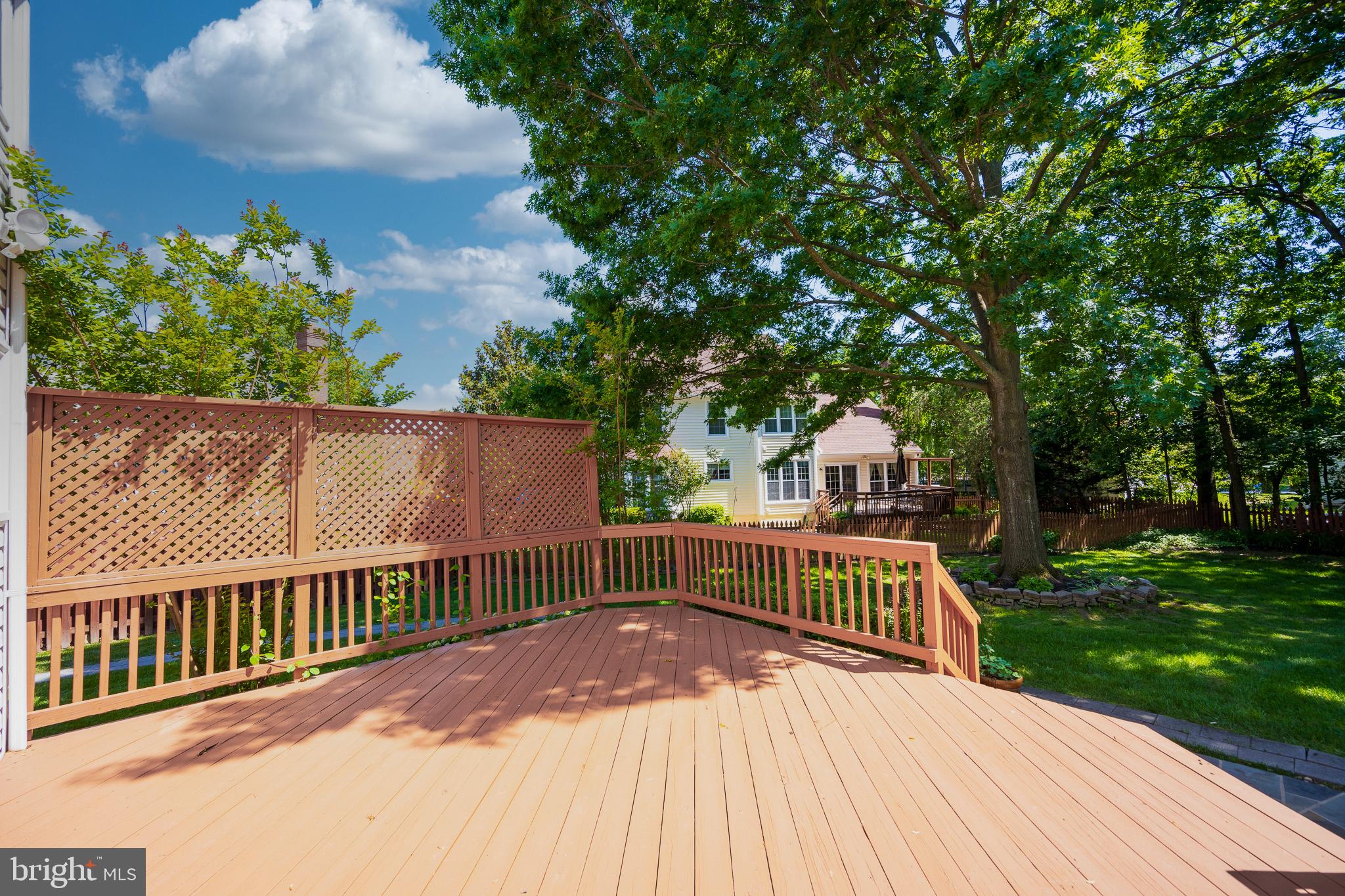 AUTUMN GLEN - Residential