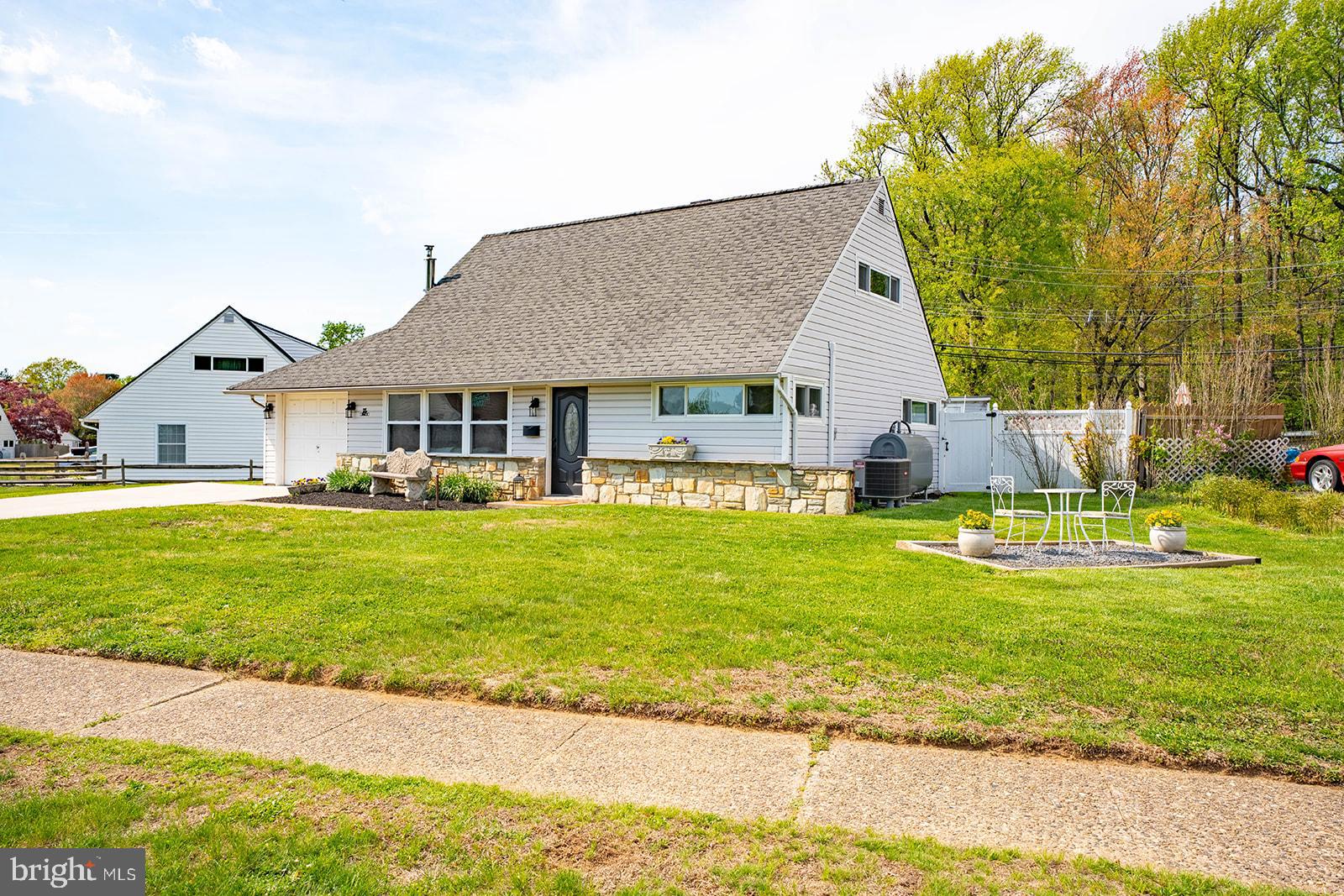 25 COBALT RIDGE DRIVE N