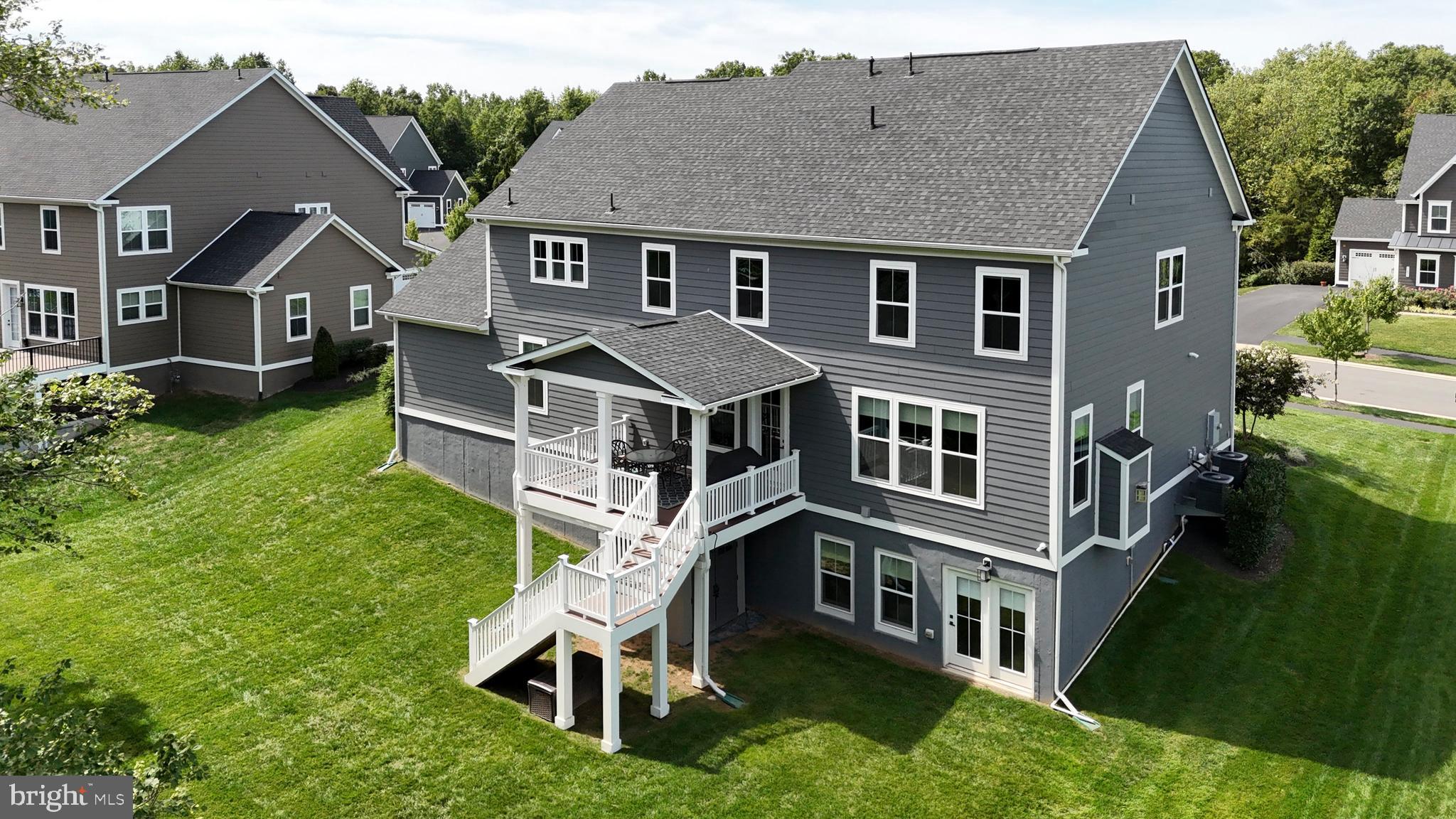 GROVE AT WILLOWSFORD - Residential