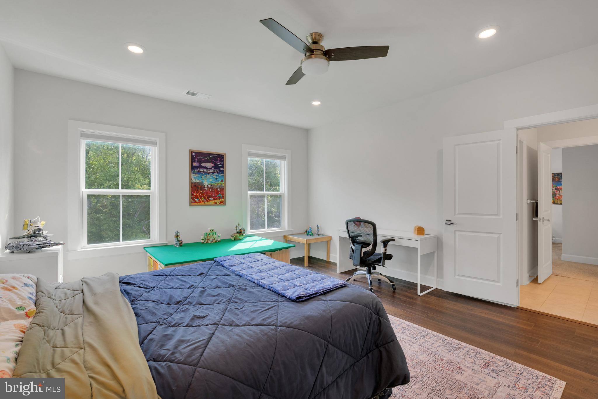 GROVE AT WILLOWSFORD - Residential