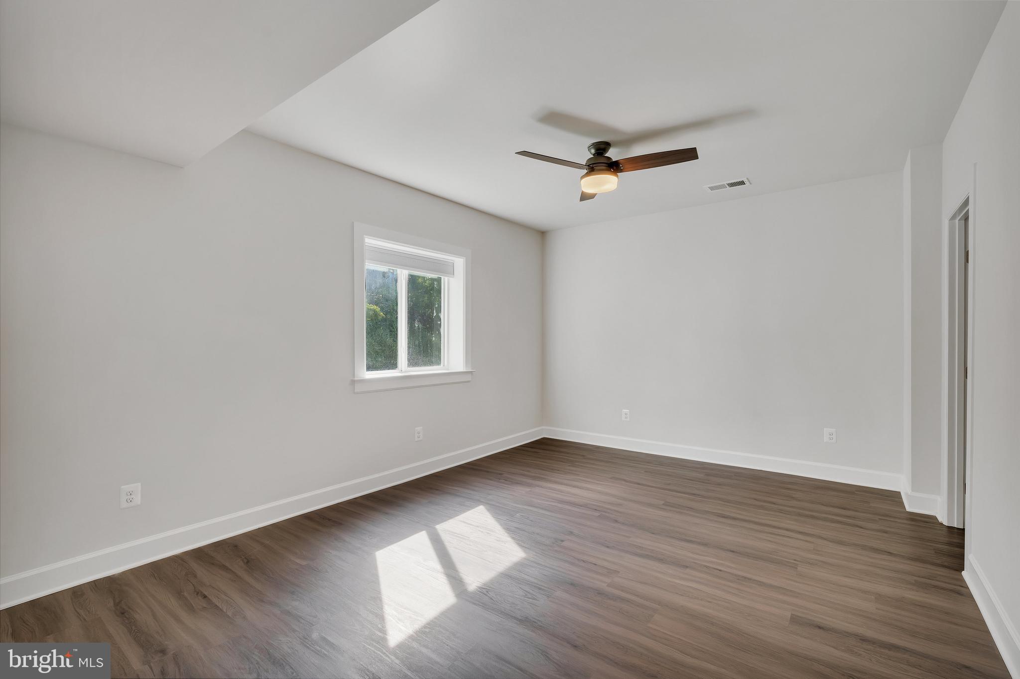 GROVE AT WILLOWSFORD - Residential