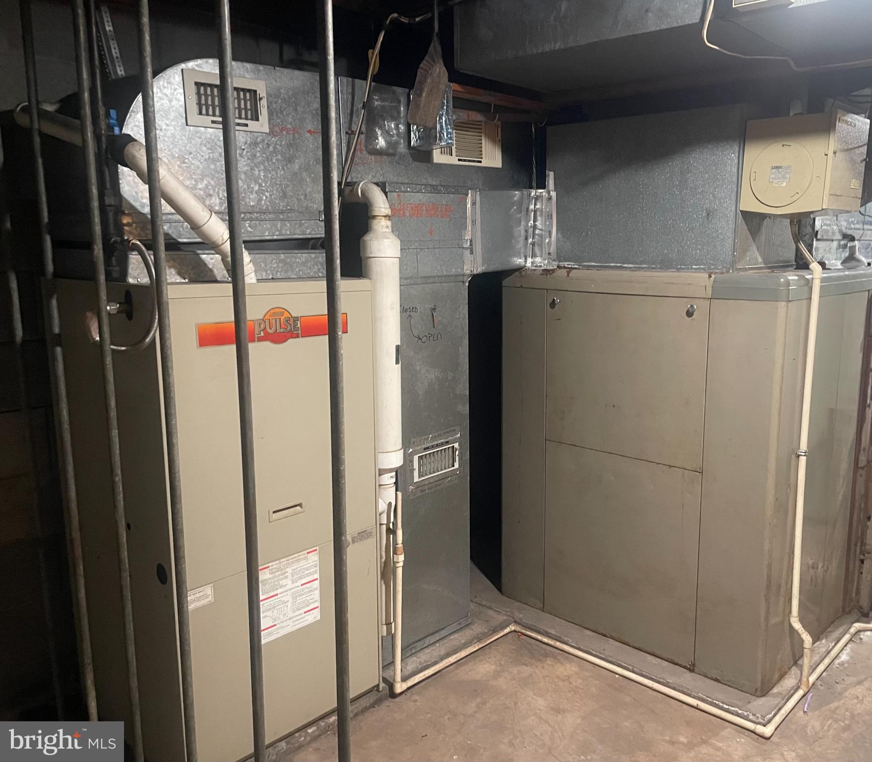 CENTENNIAL HILL - Residential