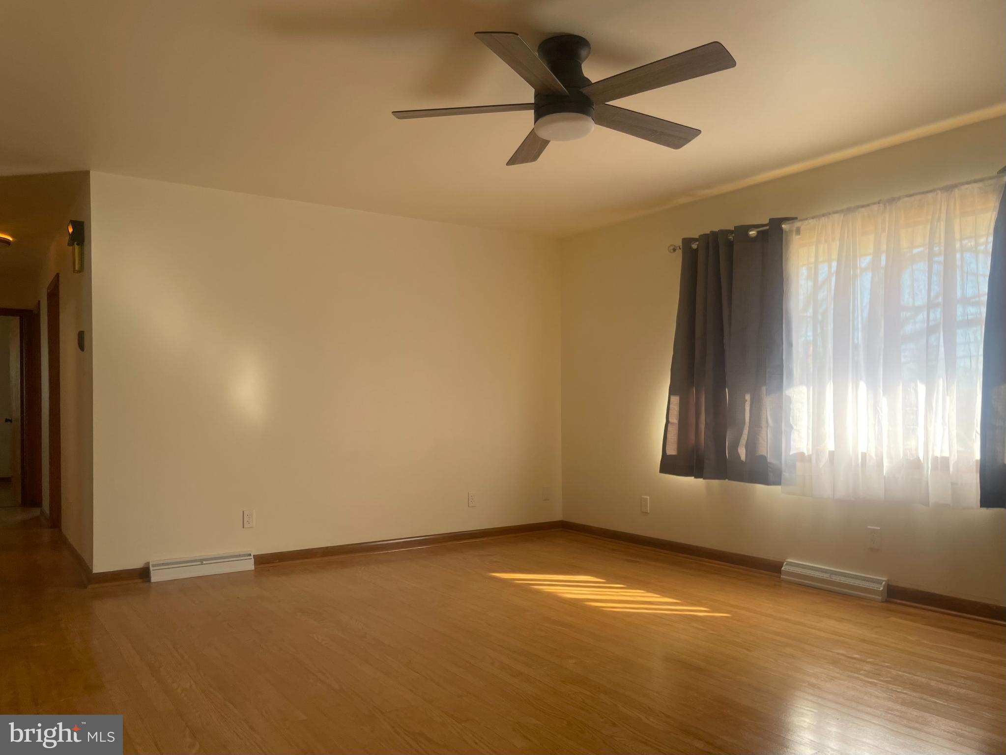 CENTENNIAL HILL - Residential