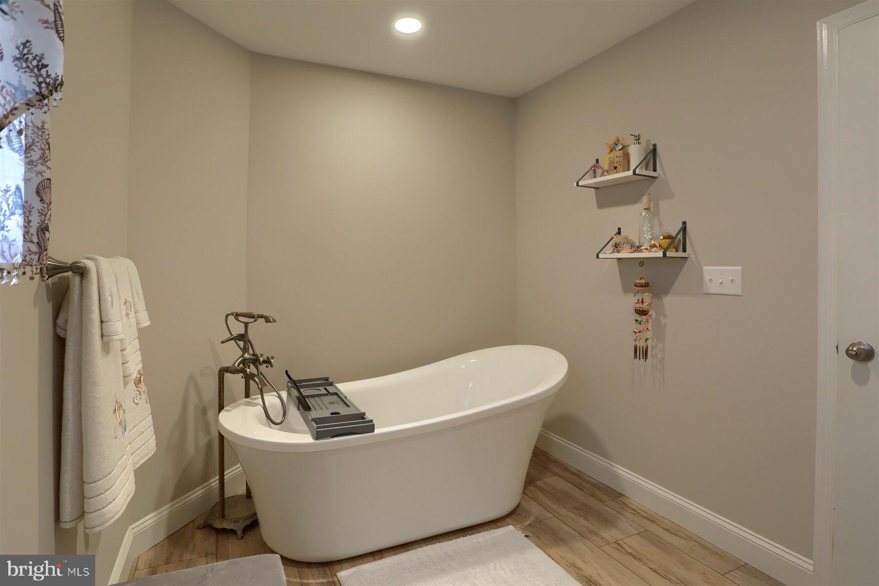 WESTGATE - Residential