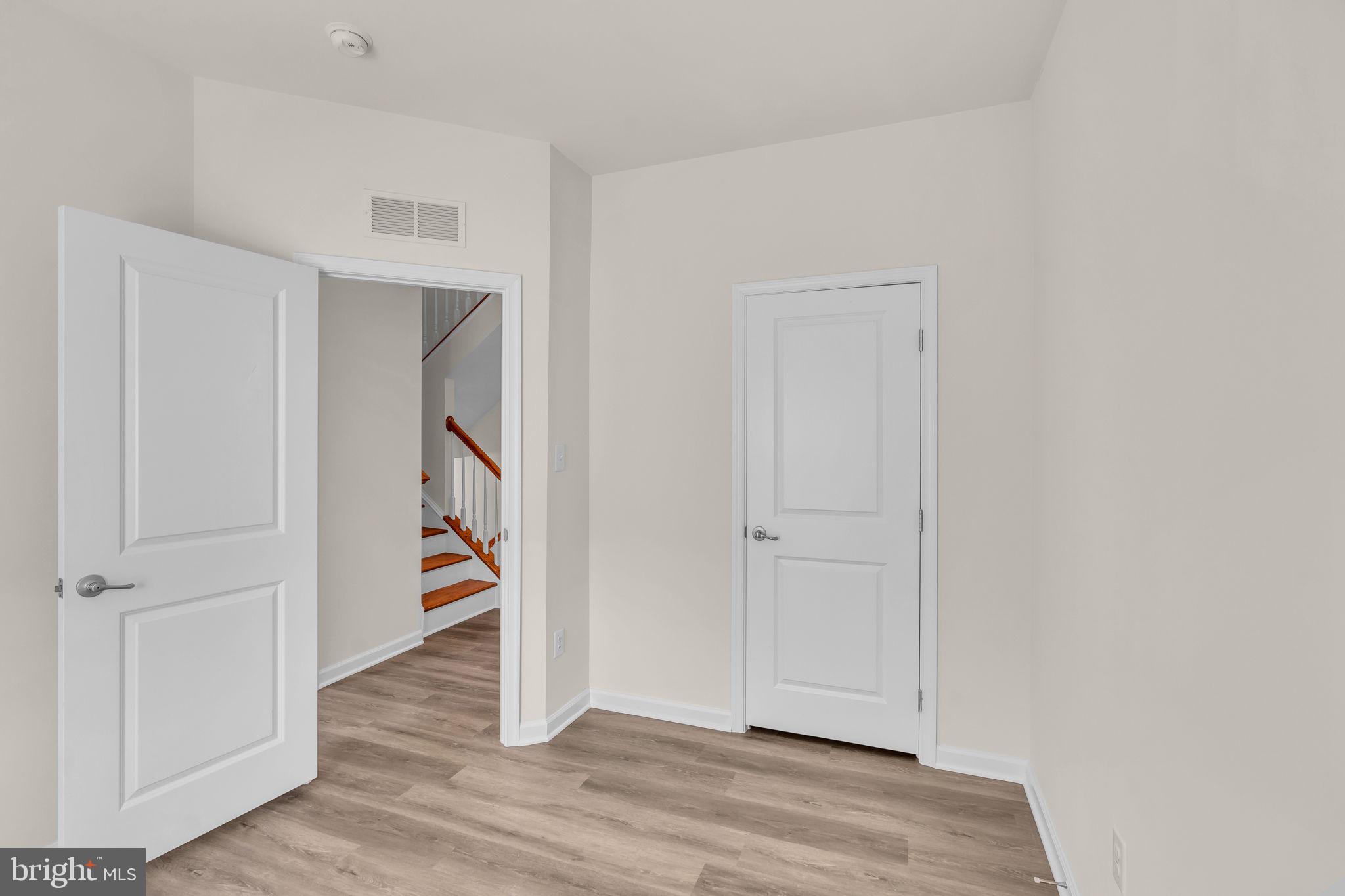 WATERFORD HILLS - Residential