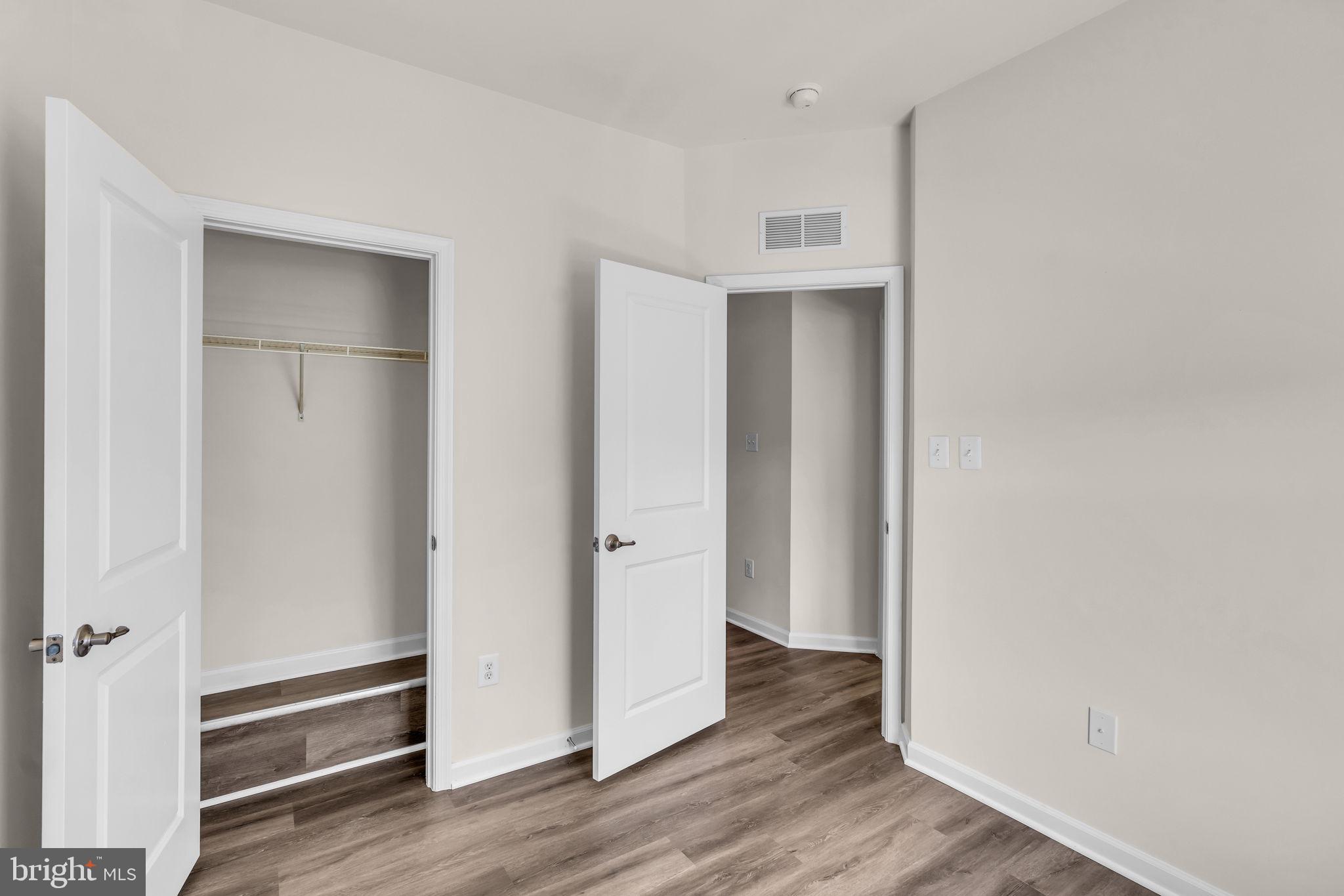 WATERFORD HILLS - Residential