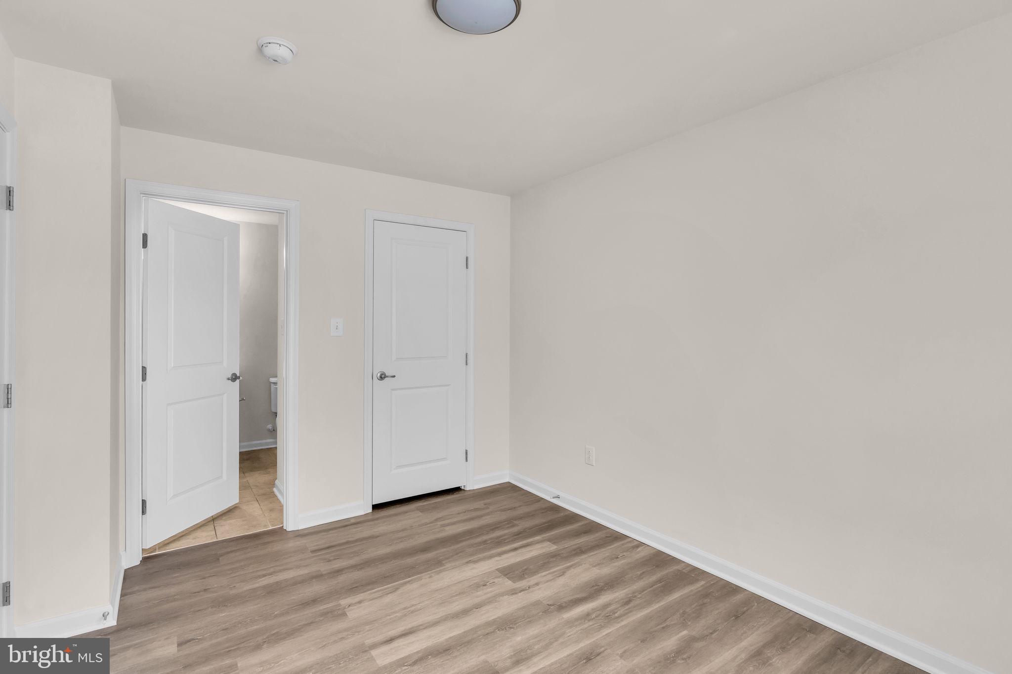 WATERFORD HILLS - Residential