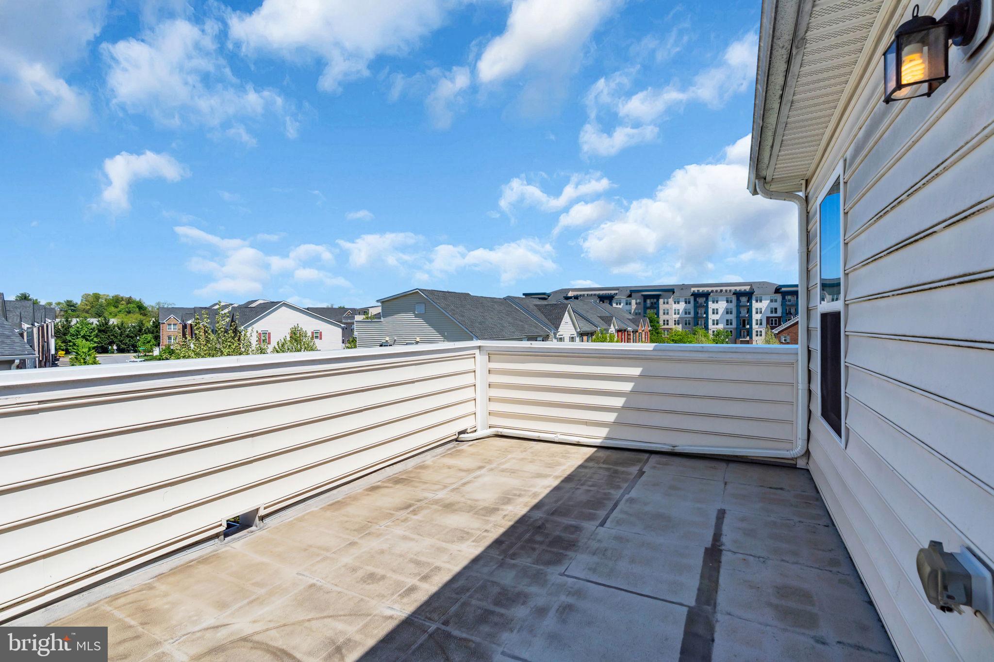 WATERFORD HILLS - Residential