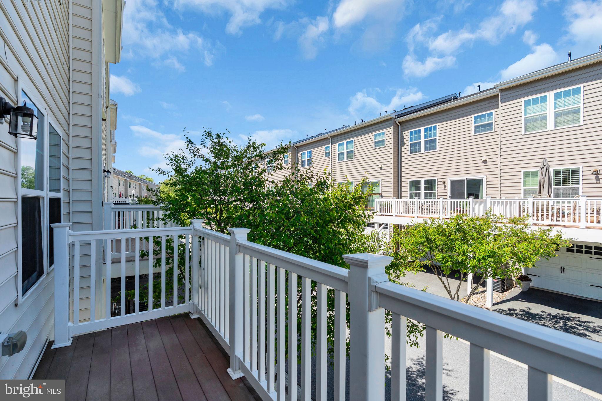 WATERFORD HILLS - Residential