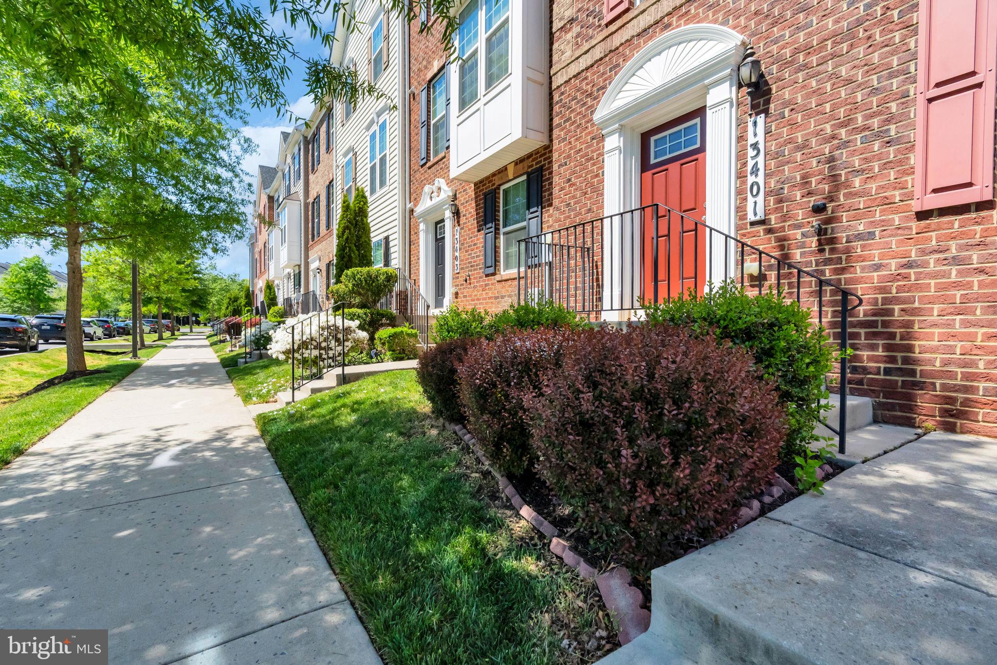 WATERFORD HILLS - Residential