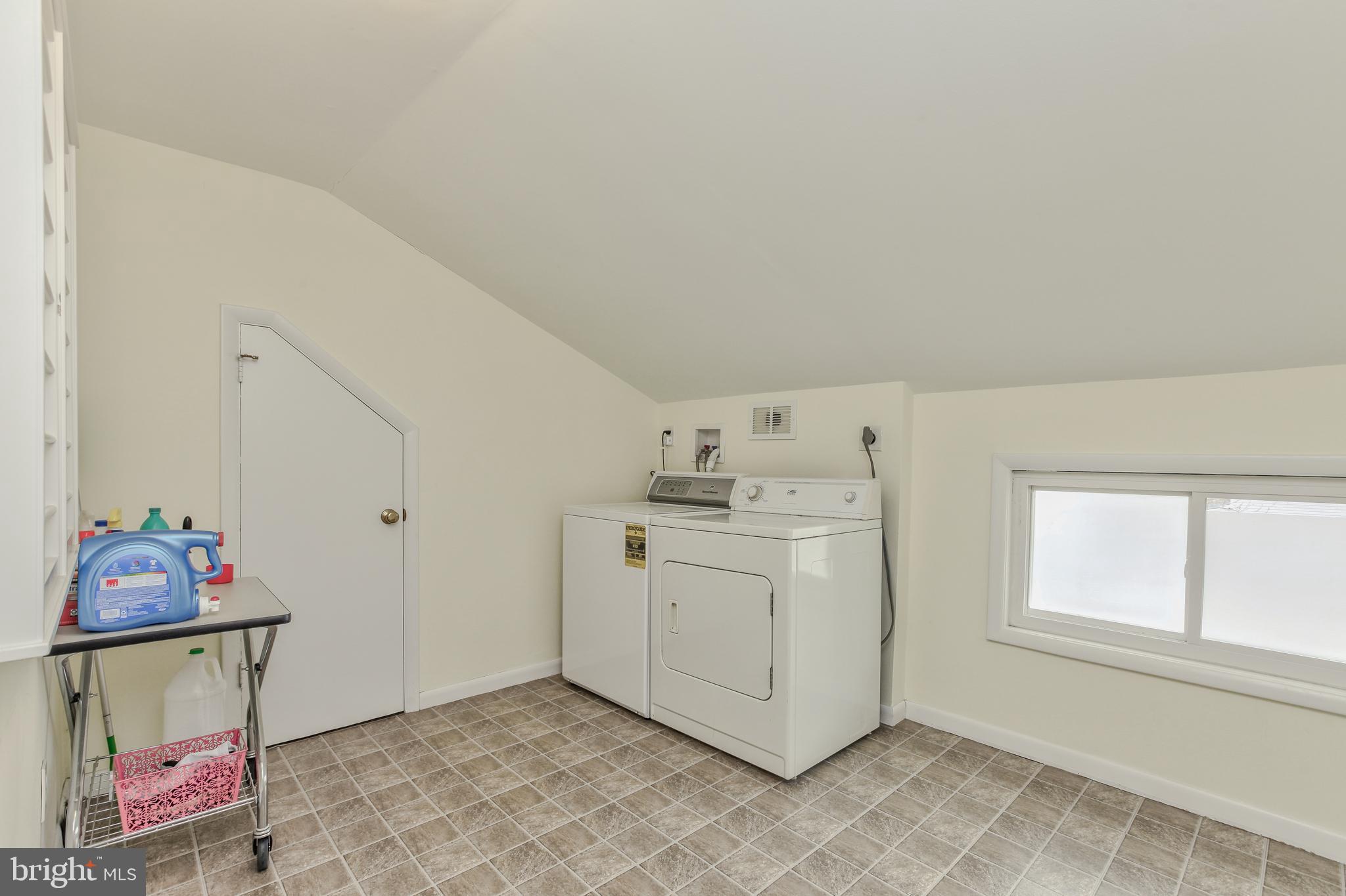 TWINBROOK - Residential