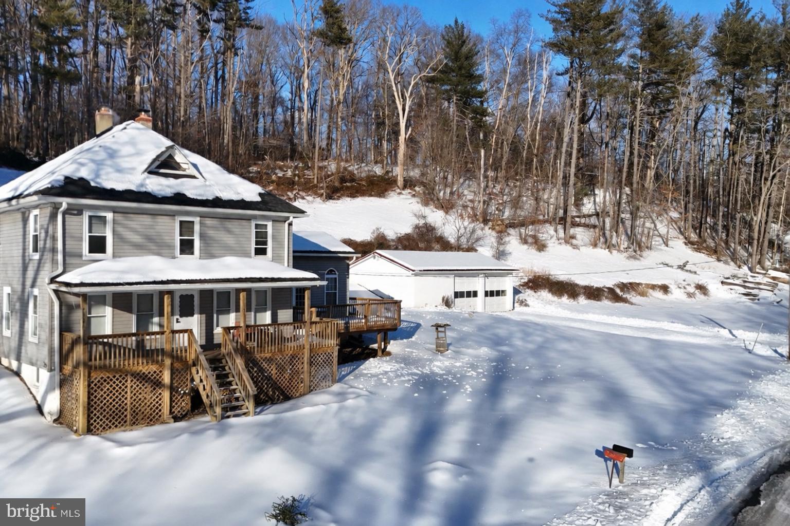HAMPSTEAD - Residential